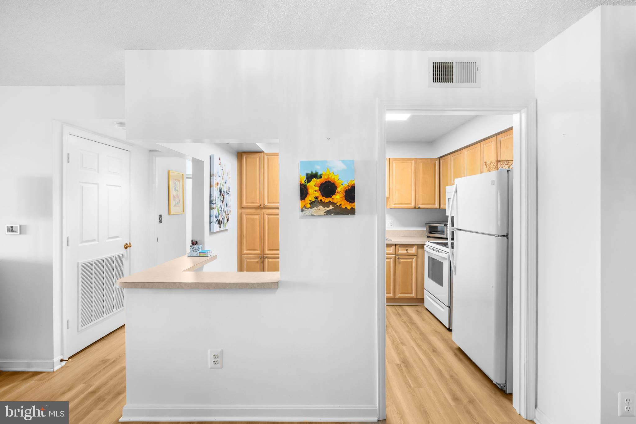 LANSDOWNE WOODS - Residential