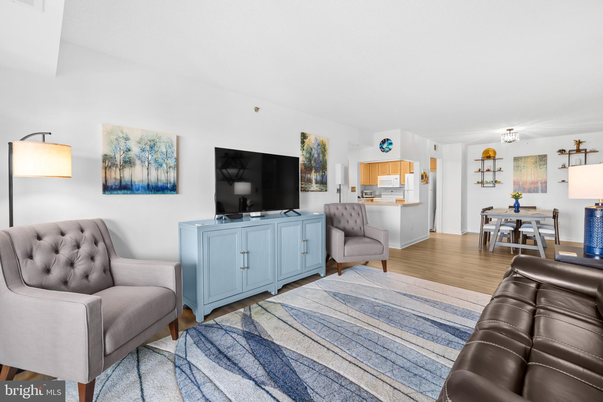 LANSDOWNE WOODS - Residential