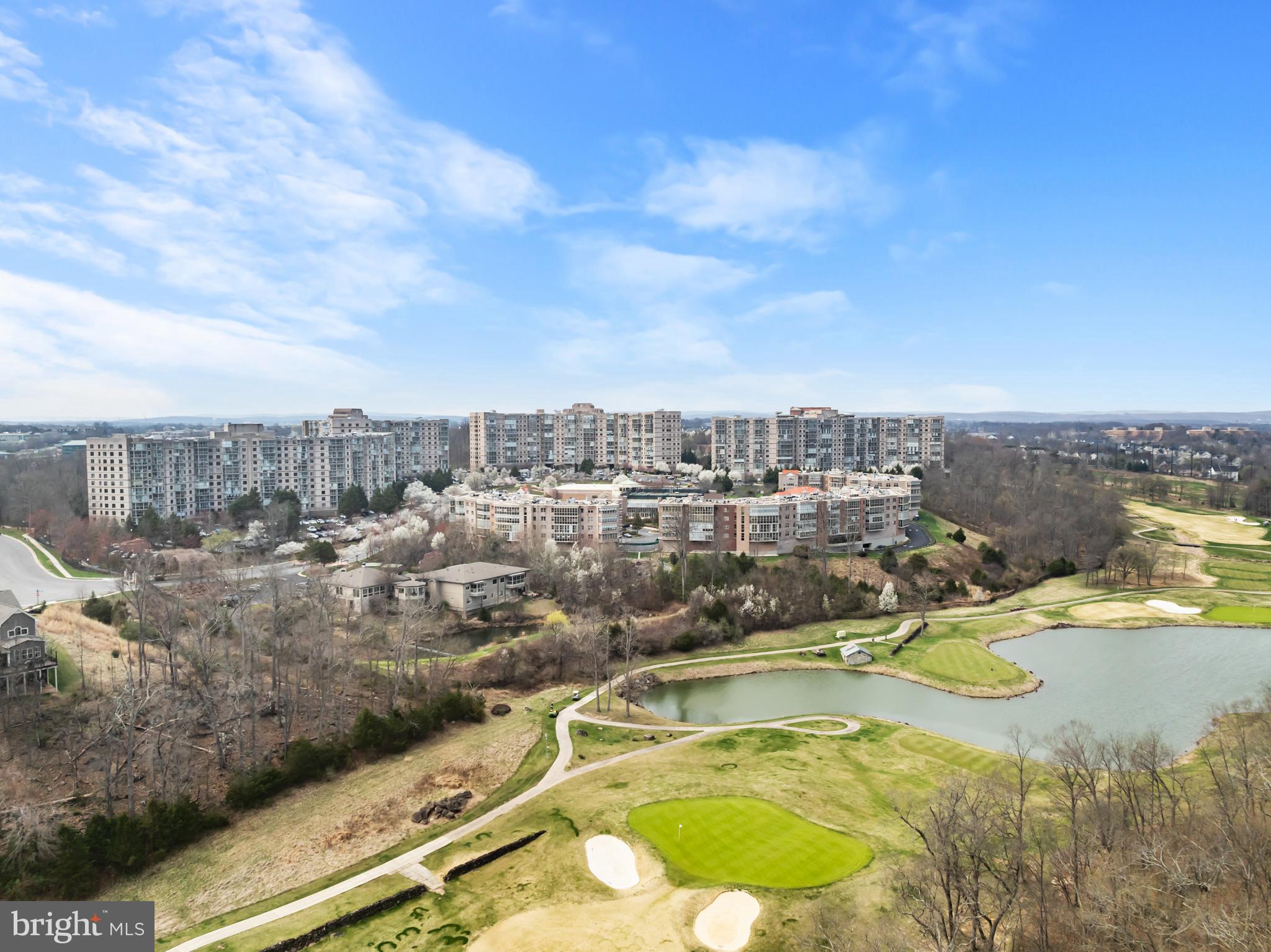 LANSDOWNE WOODS - Residential