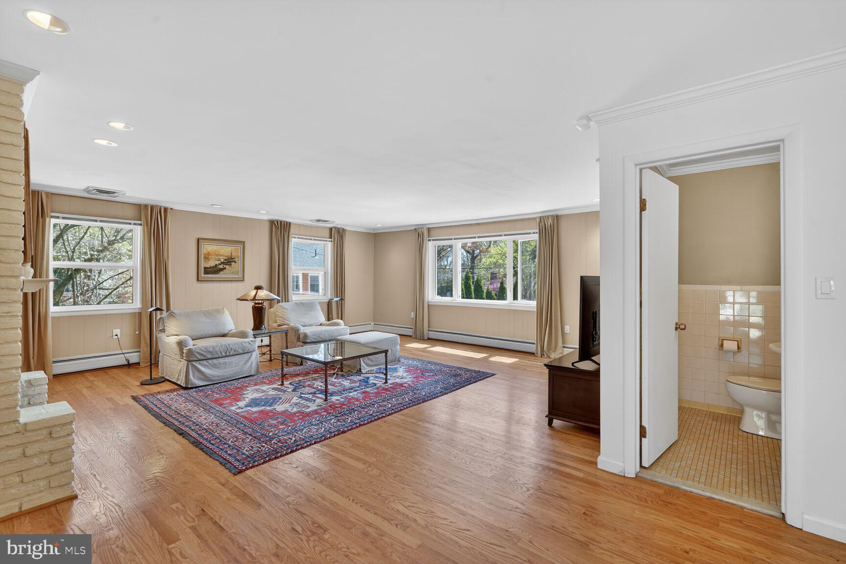 HOME ACRES - Residential