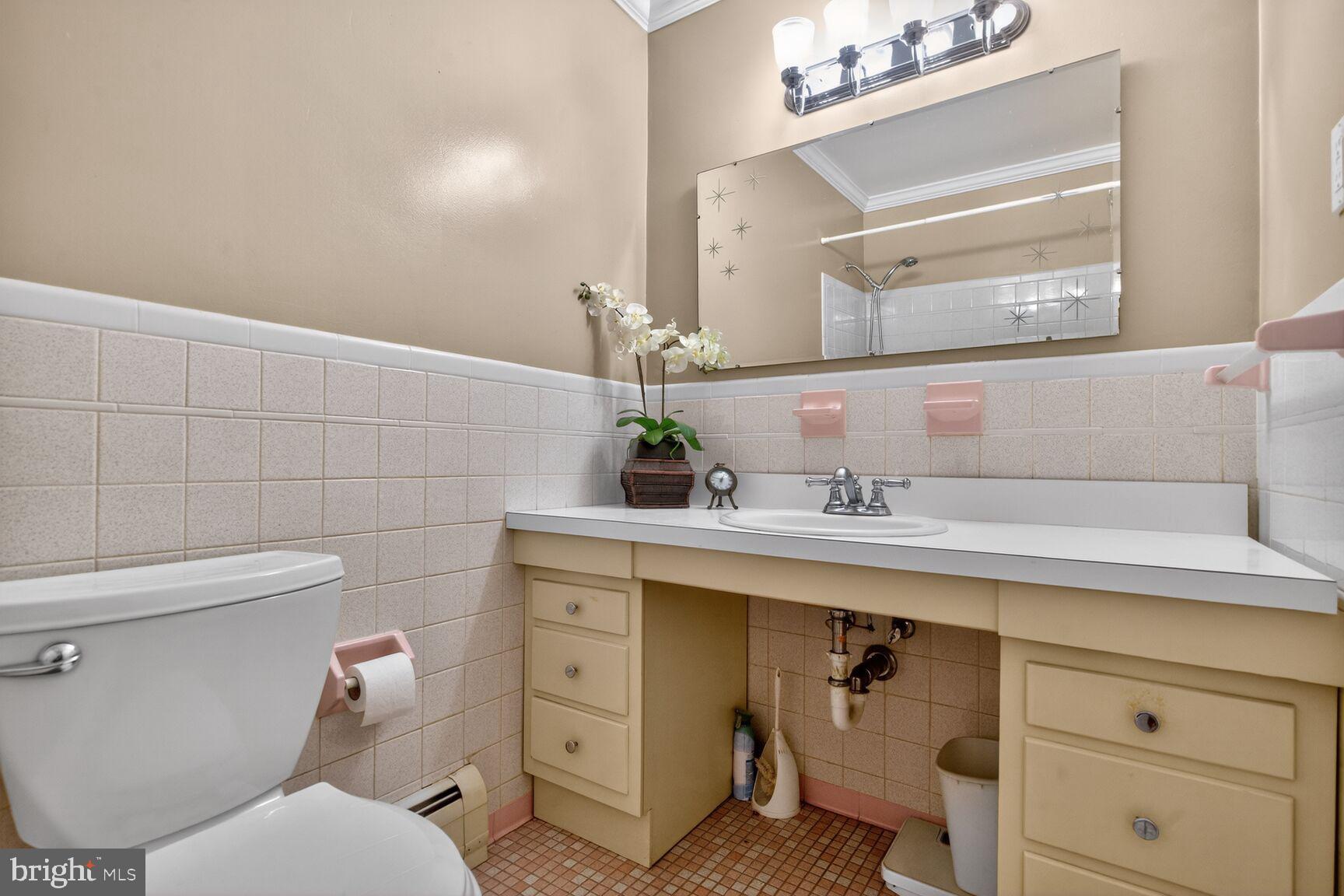 HOME ACRES - Residential