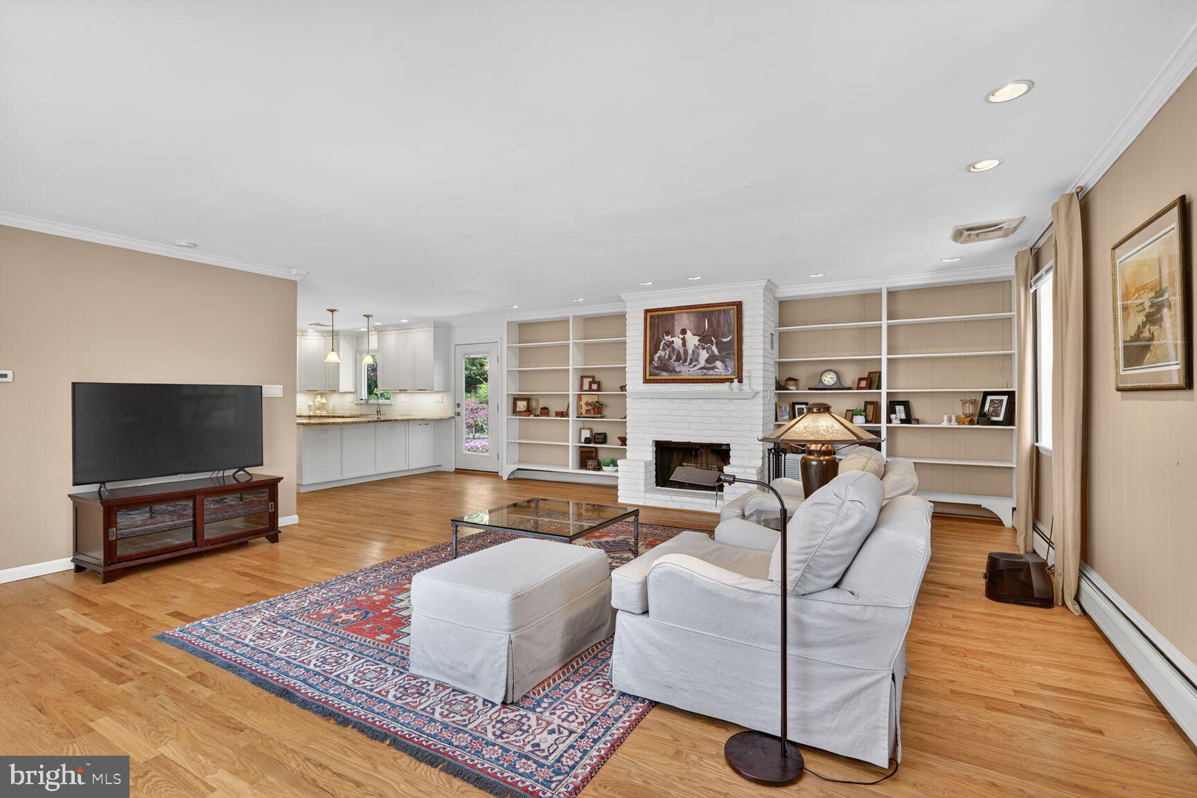 HOME ACRES - Residential