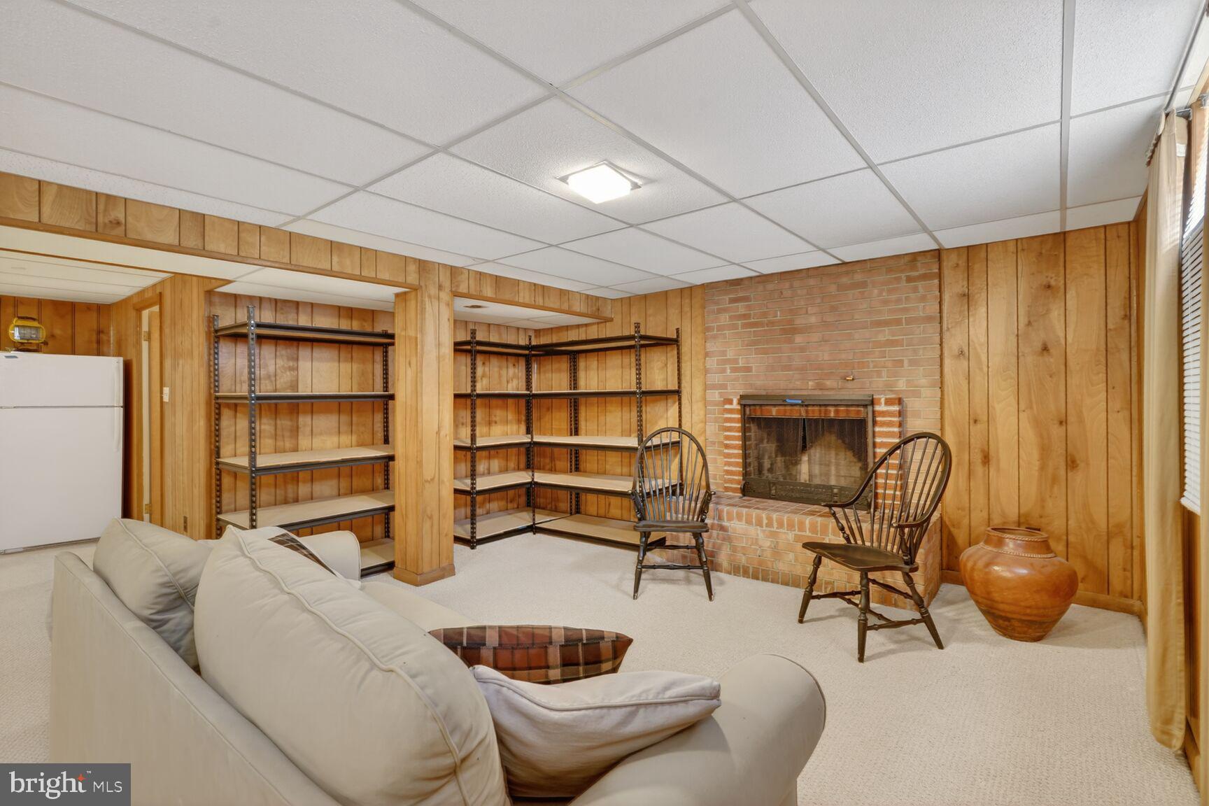 HOME ACRES - Residential