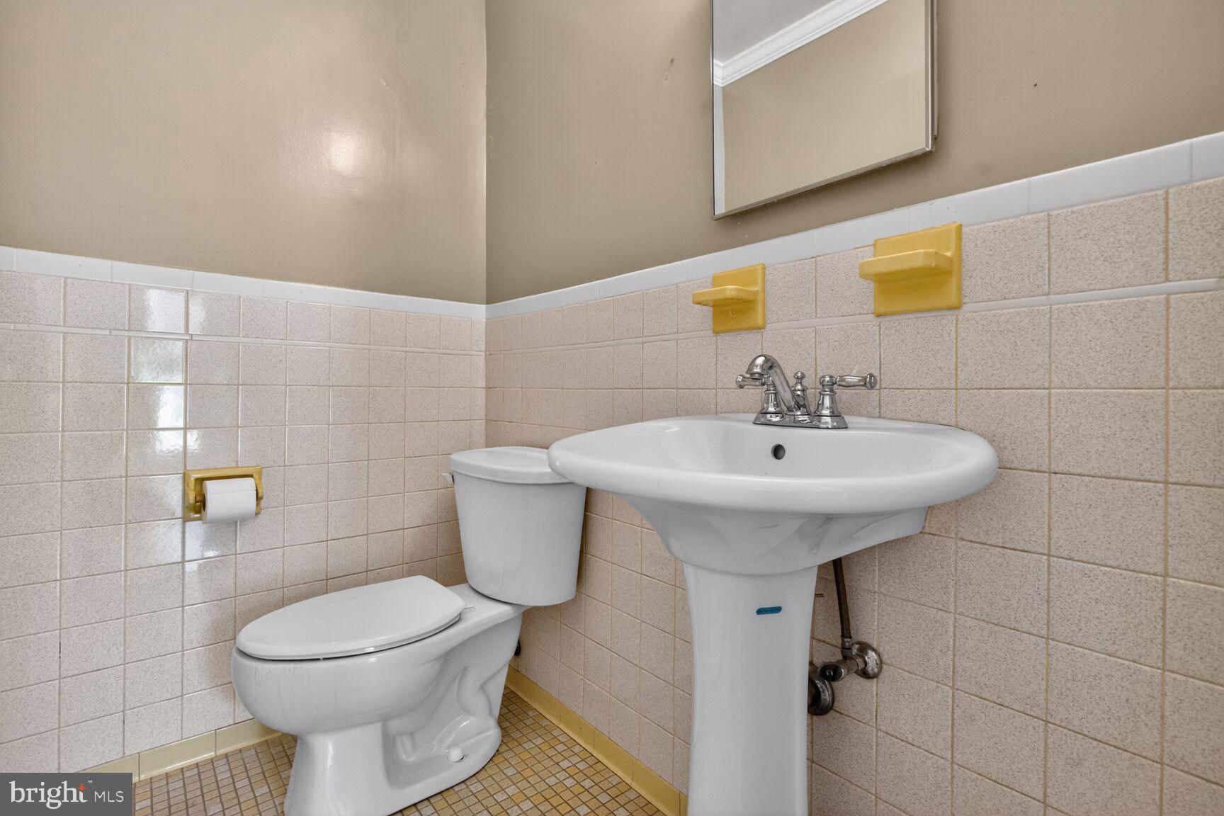 HOME ACRES - Residential