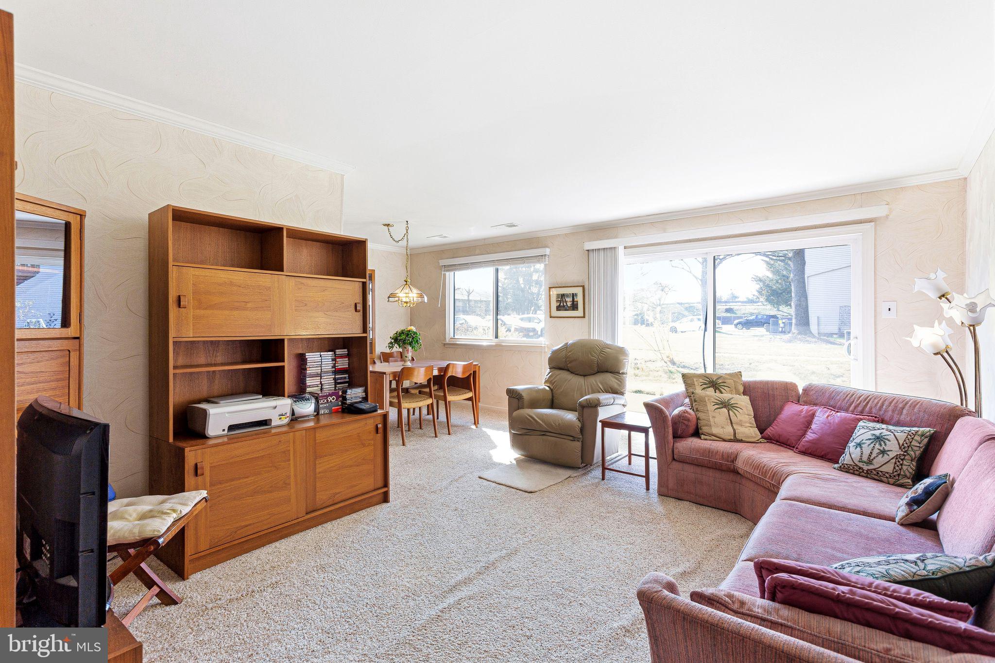 115 E KINGS HIGHWAY #271