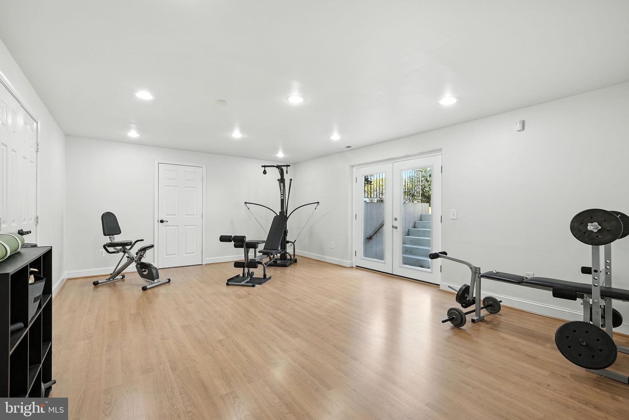 DOMINION VALLEY COUNTRY CLUB - Residential