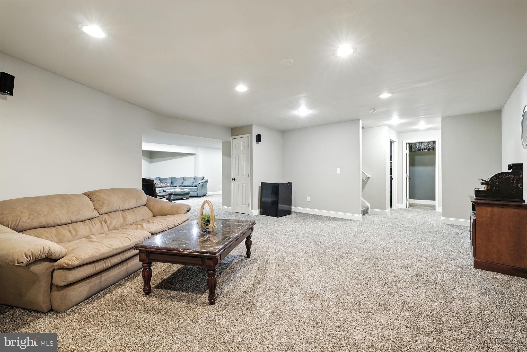 DOMINION VALLEY COUNTRY CLUB - Residential