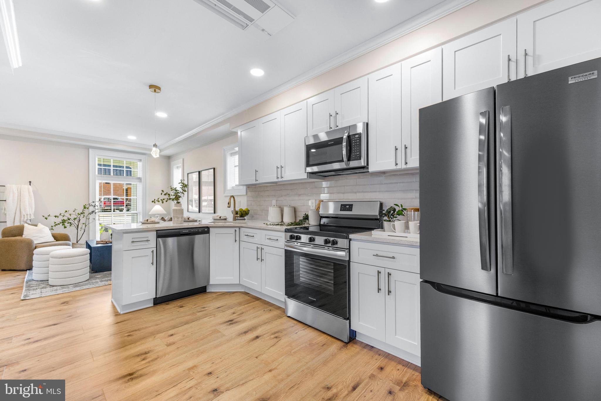 BEL AIR DOWNTOWN - Residential Lease