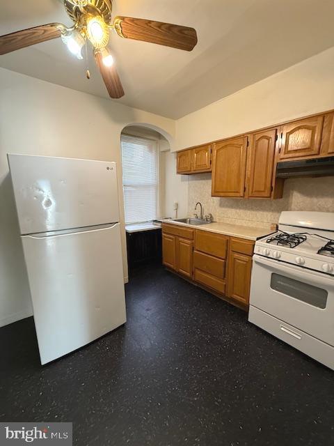 WEST OAK LANE - Residential Lease