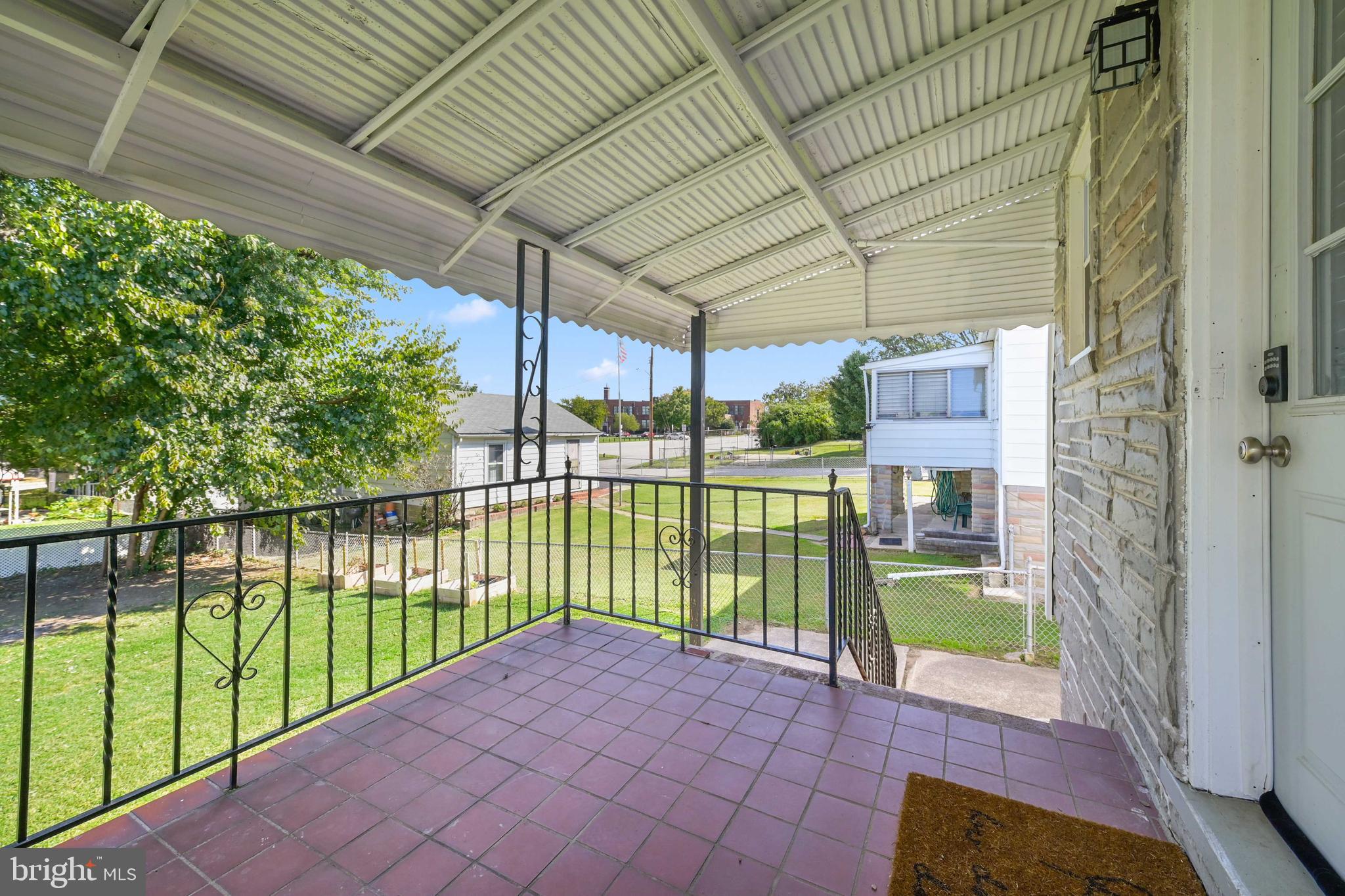 MOUNTAIN FARMS - Residential