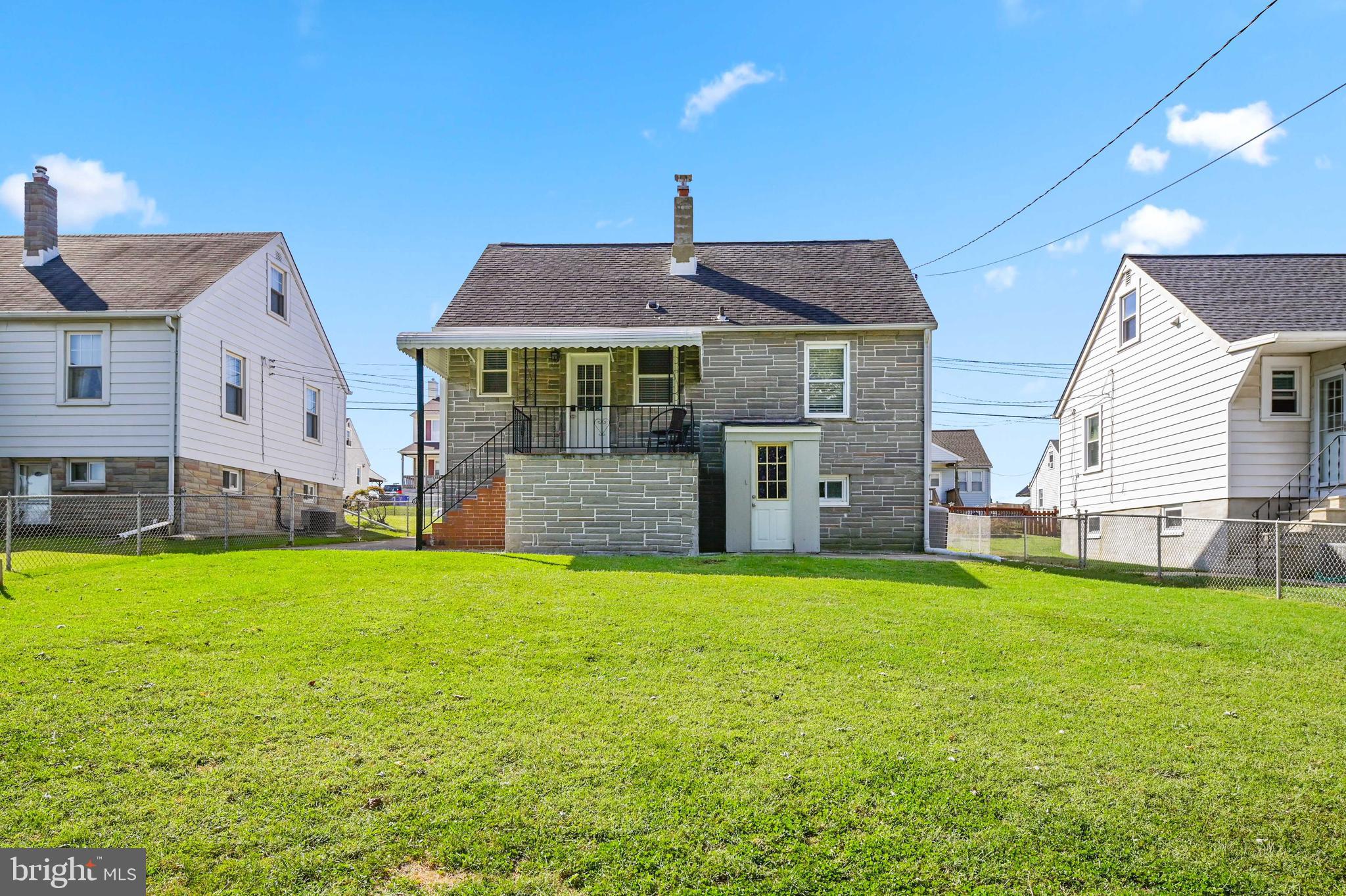 MOUNTAIN FARMS - Residential