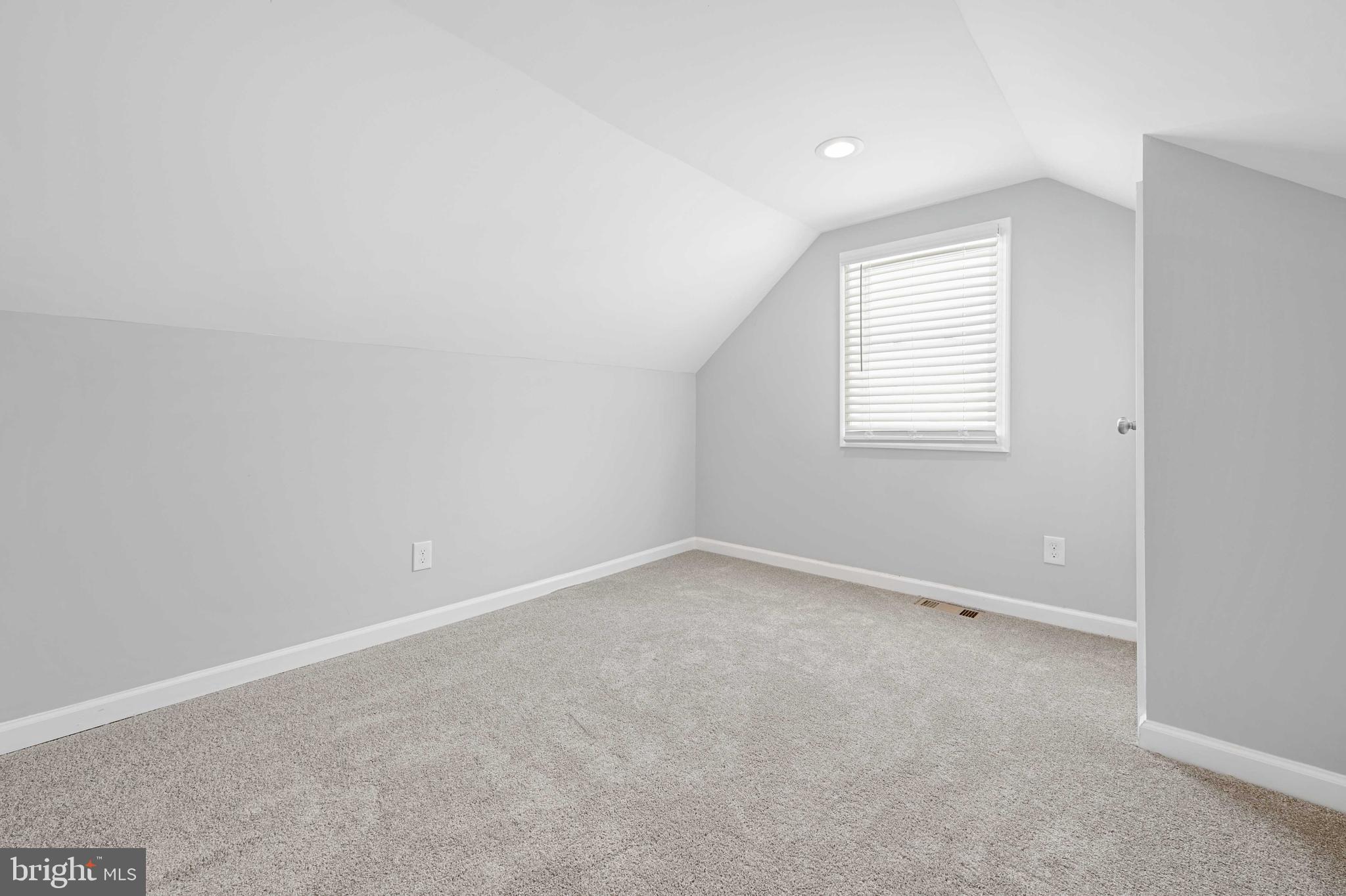 MOUNTAIN FARMS - Residential