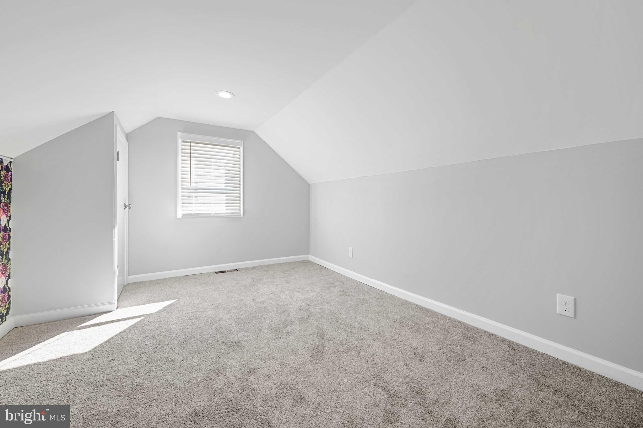 MOUNTAIN FARMS - Residential