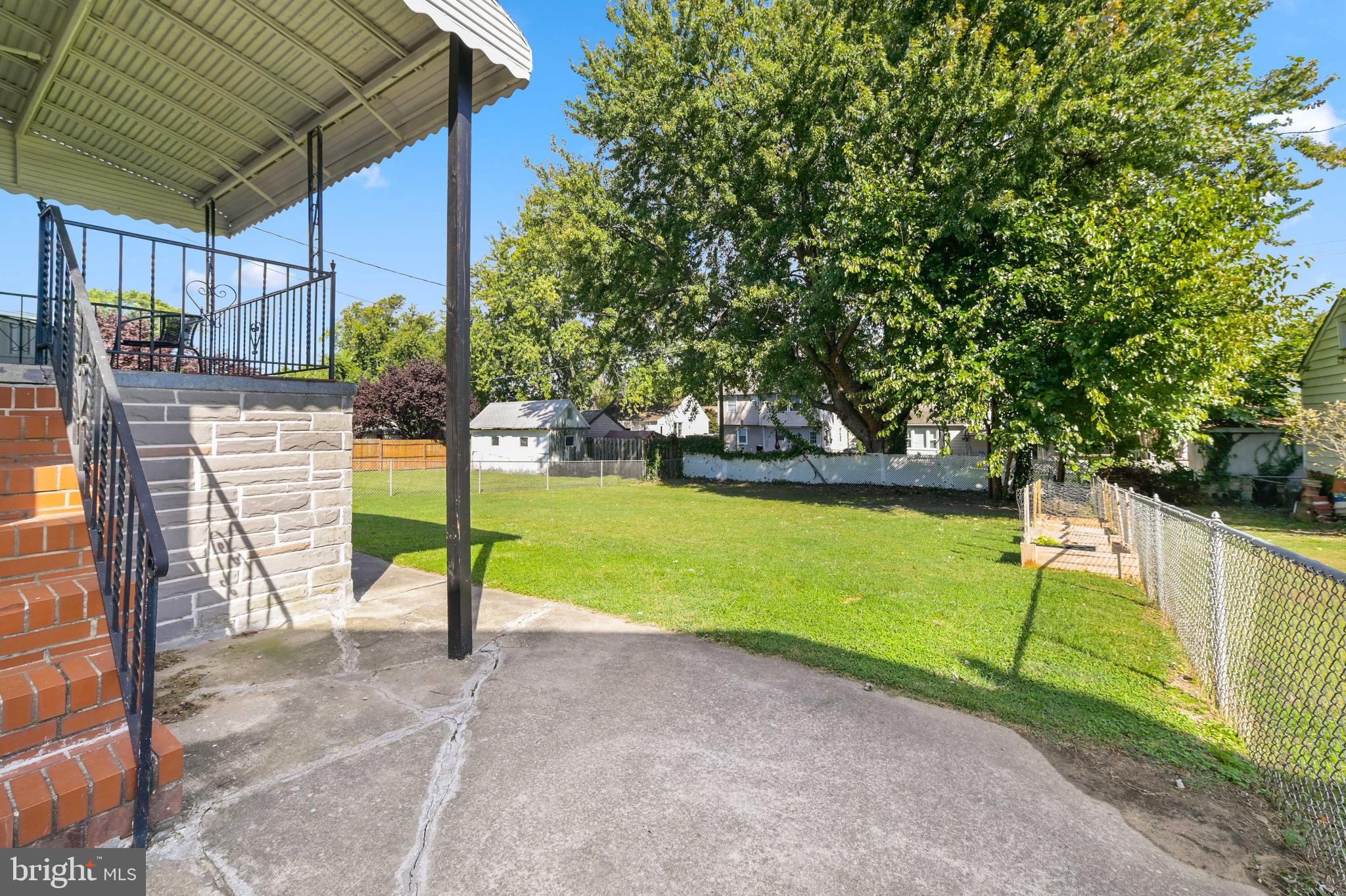 MOUNTAIN FARMS - Residential