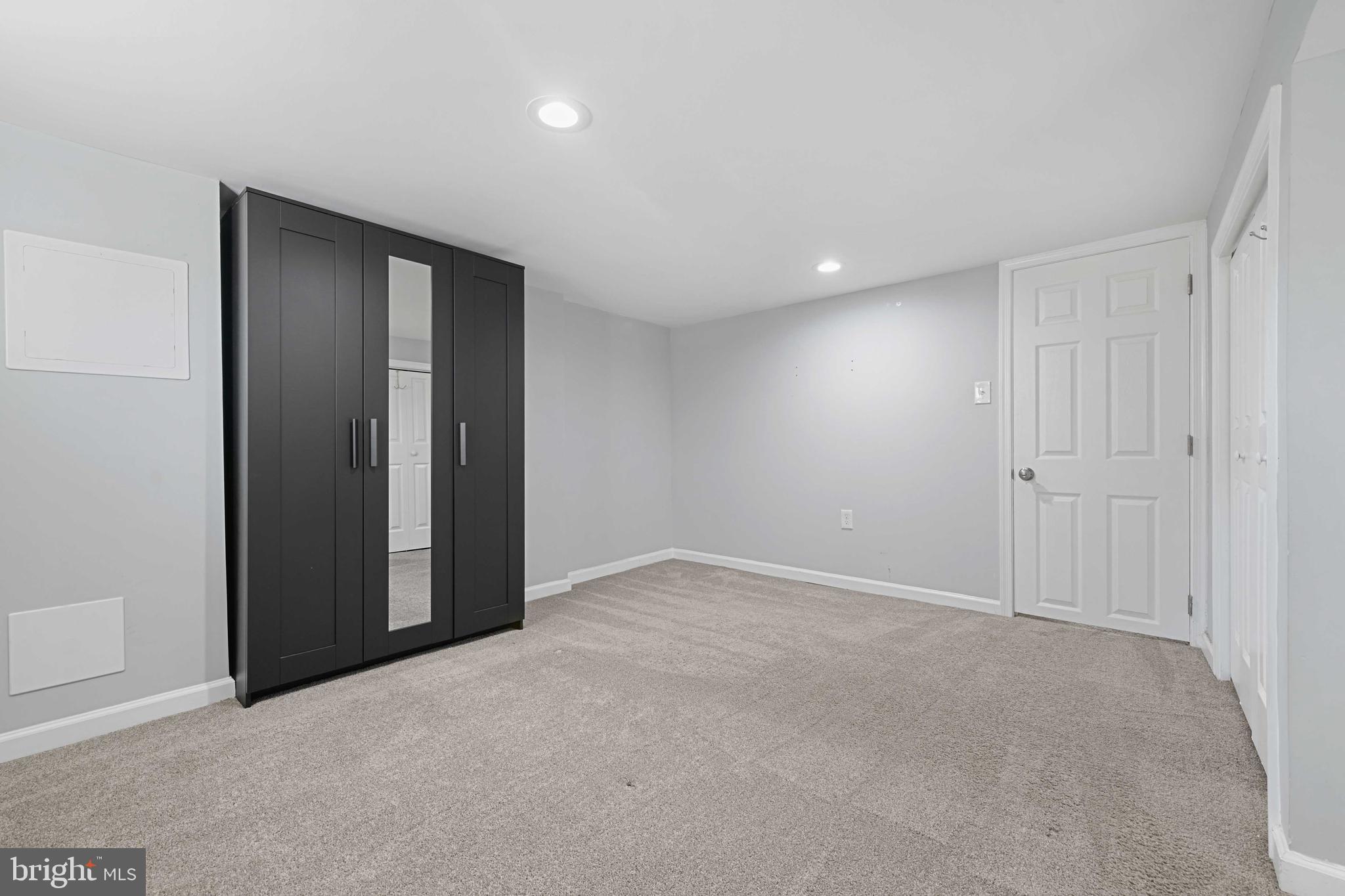 MOUNTAIN FARMS - Residential