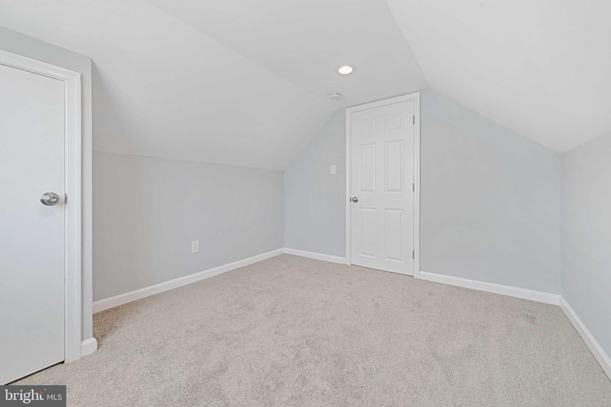 MOUNTAIN FARMS - Residential