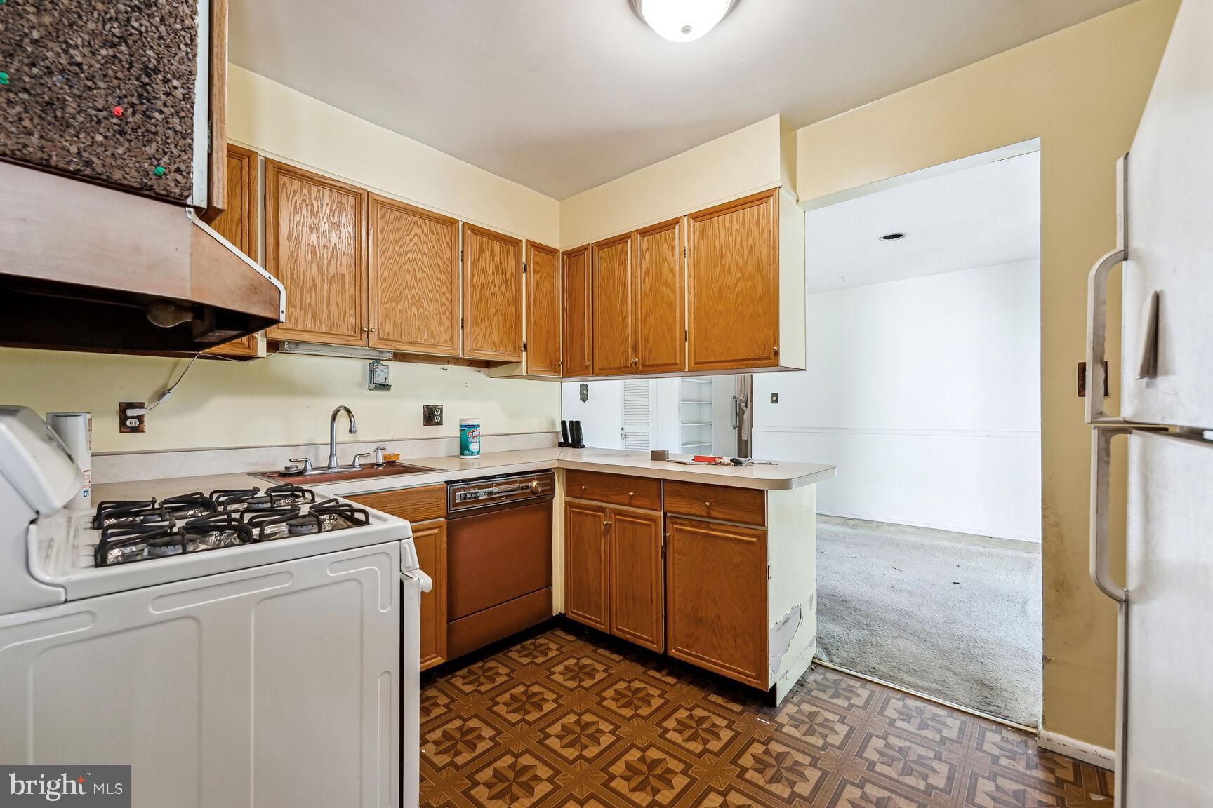 ROSE HILL PARK - Residential