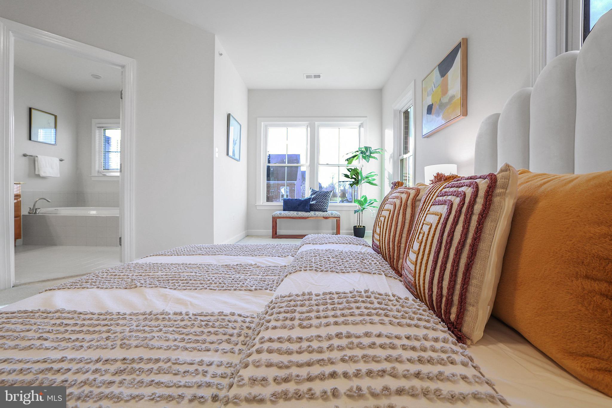 PARKLANDS AT WATKINS MILL - Residential