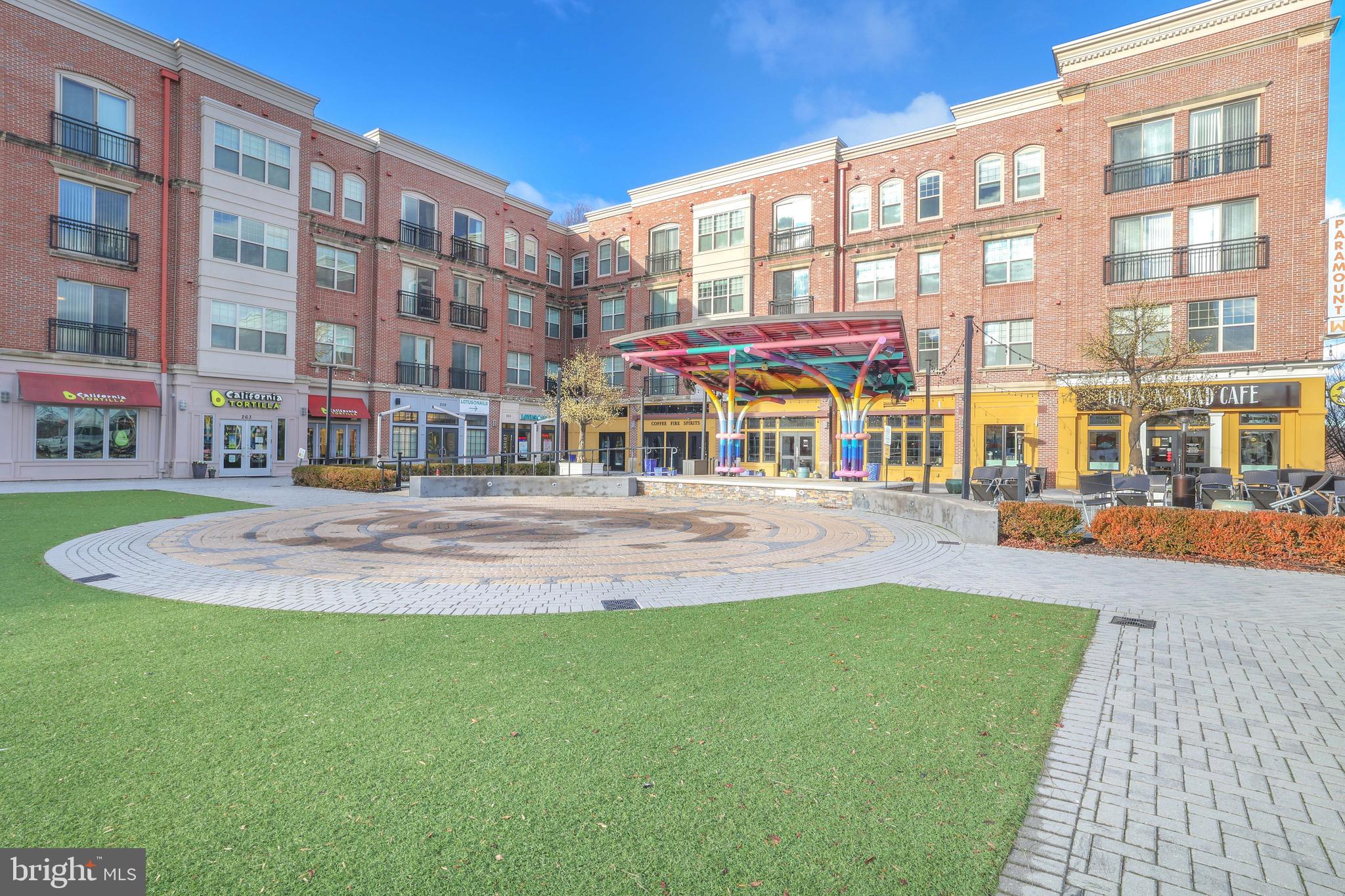 PARKLANDS AT WATKINS MILL - Residential