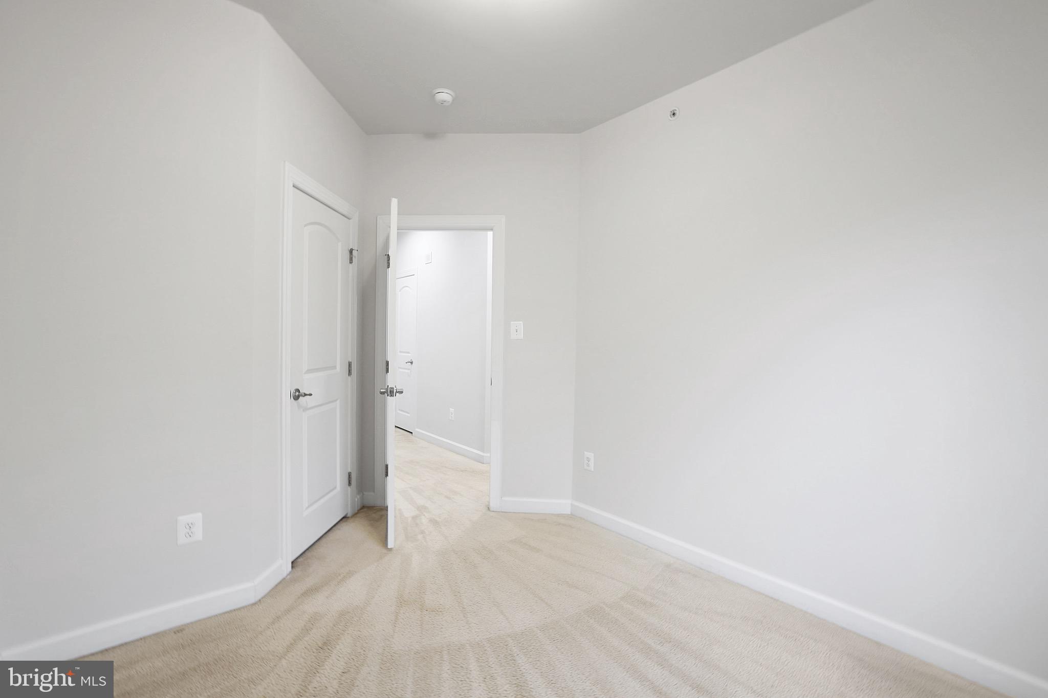 PARKLANDS AT WATKINS MILL - Residential