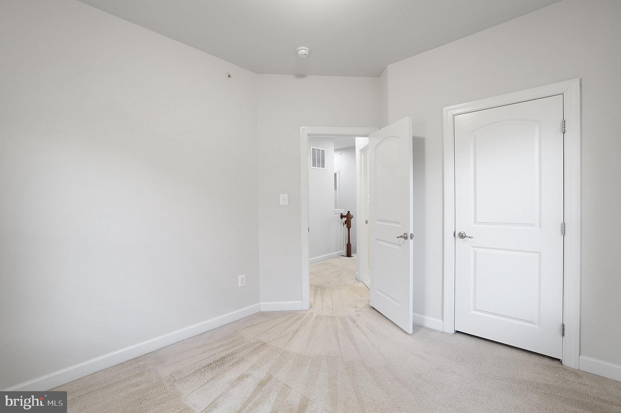 PARKLANDS AT WATKINS MILL - Residential