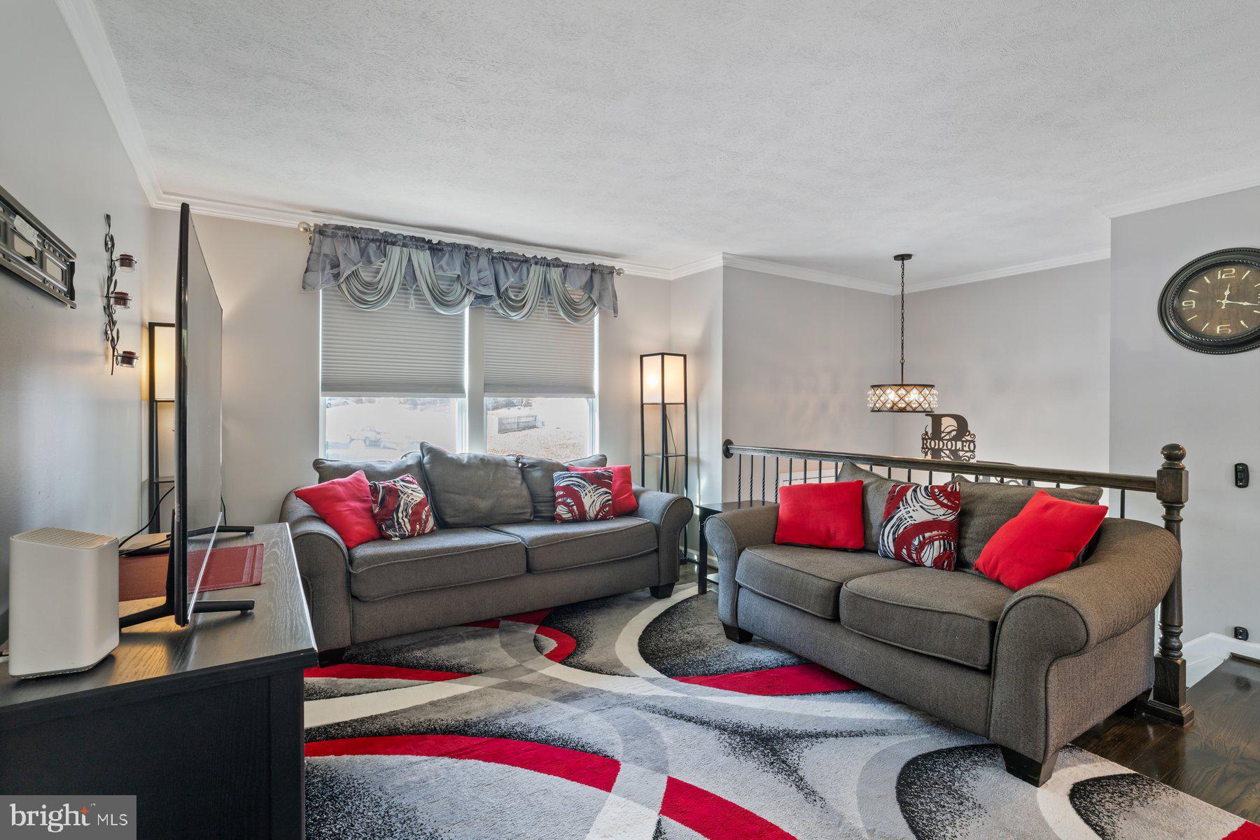 HILLTOP - Residential