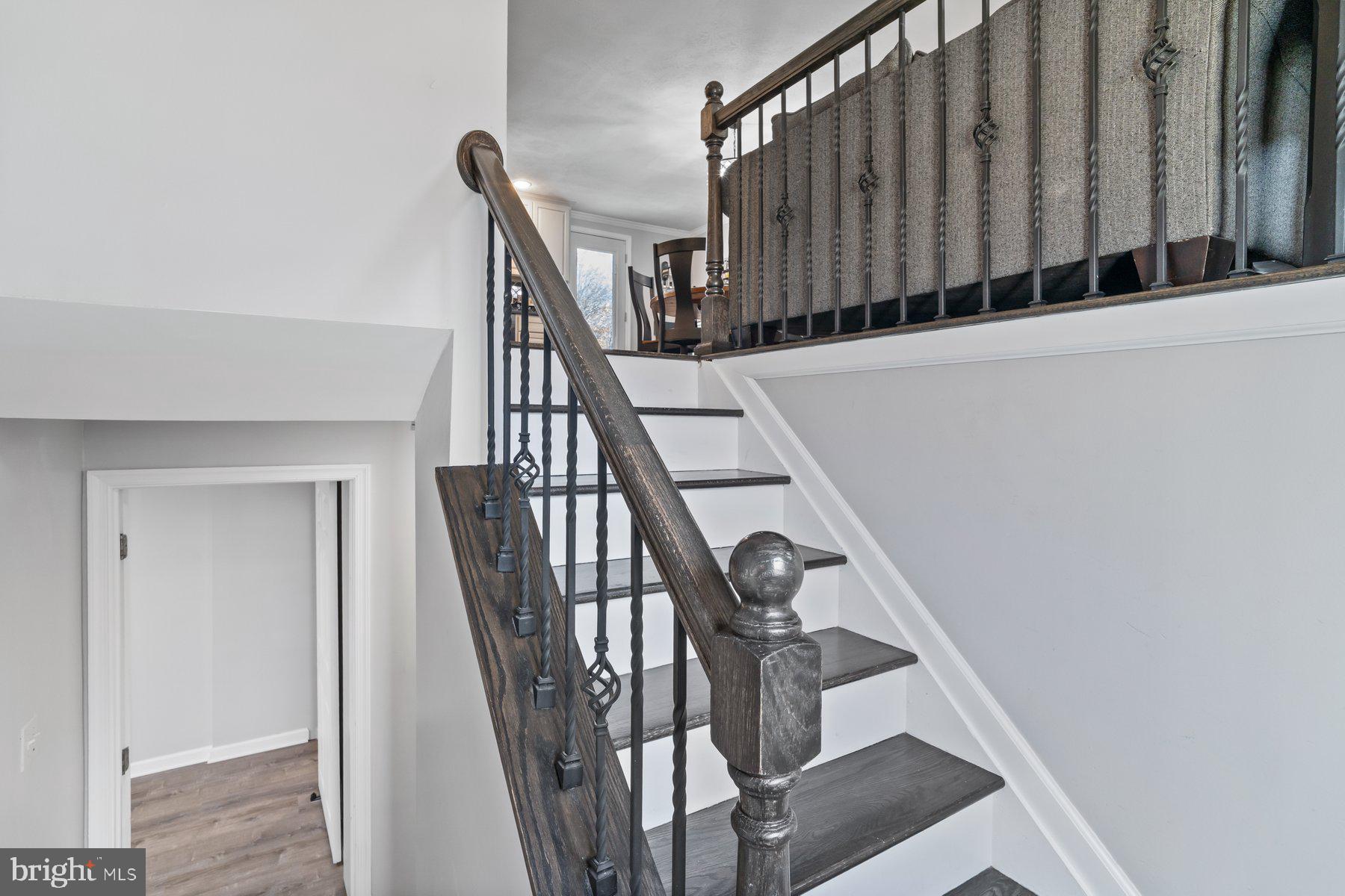 HILLTOP - Residential