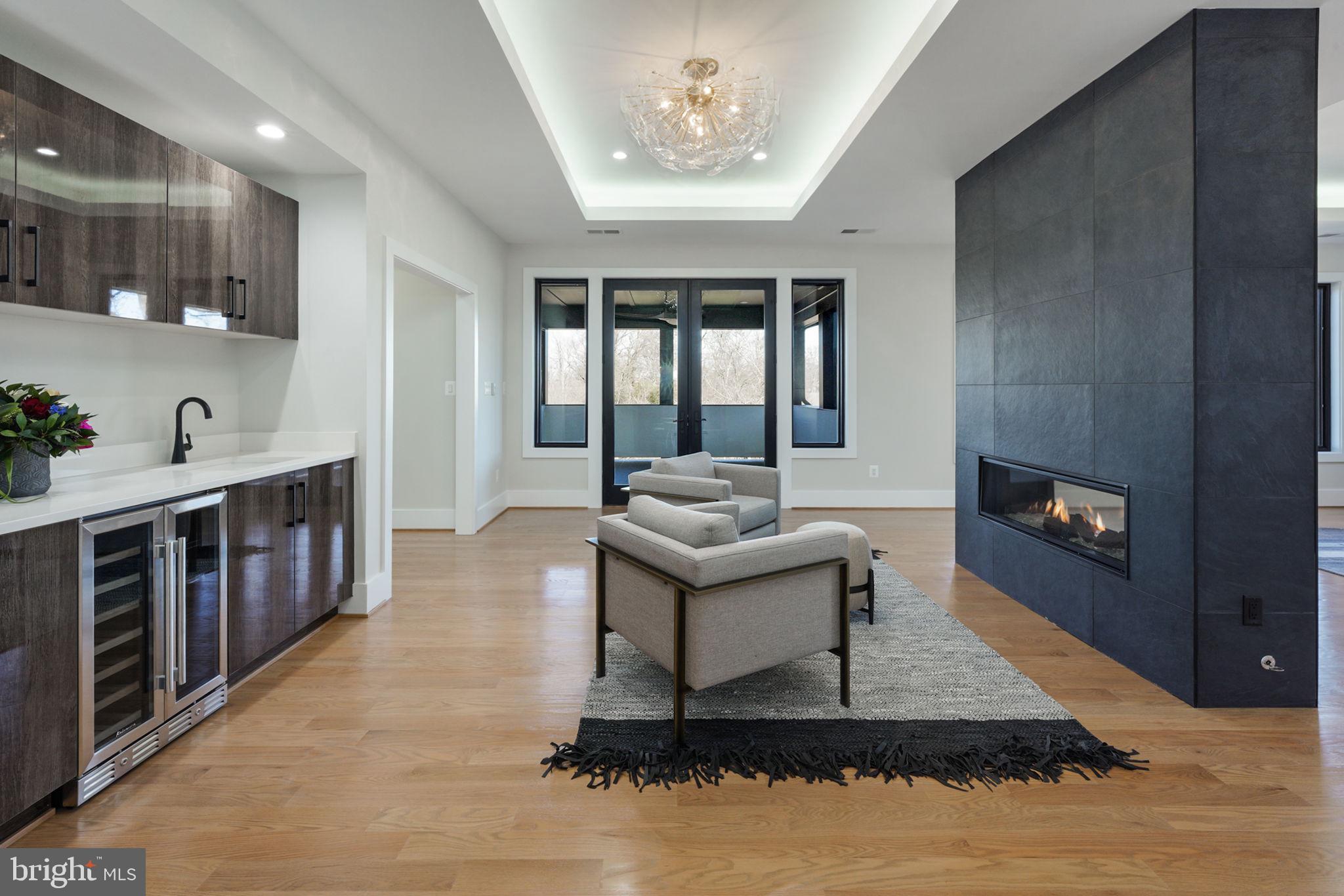 BROYHILL FOREST - Residential