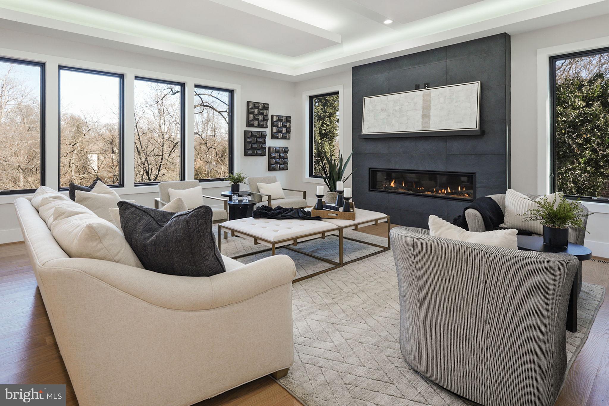 BROYHILL FOREST - Residential