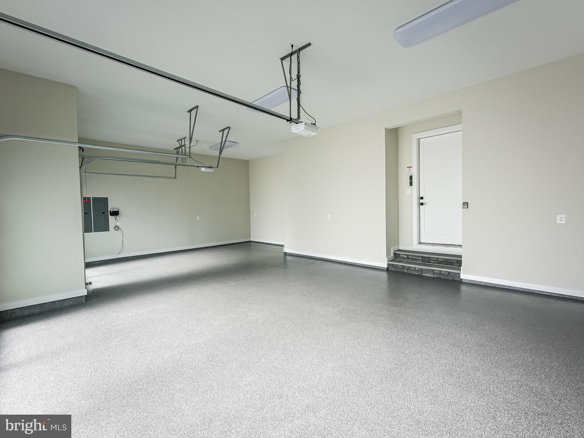 BROYHILL FOREST - Residential