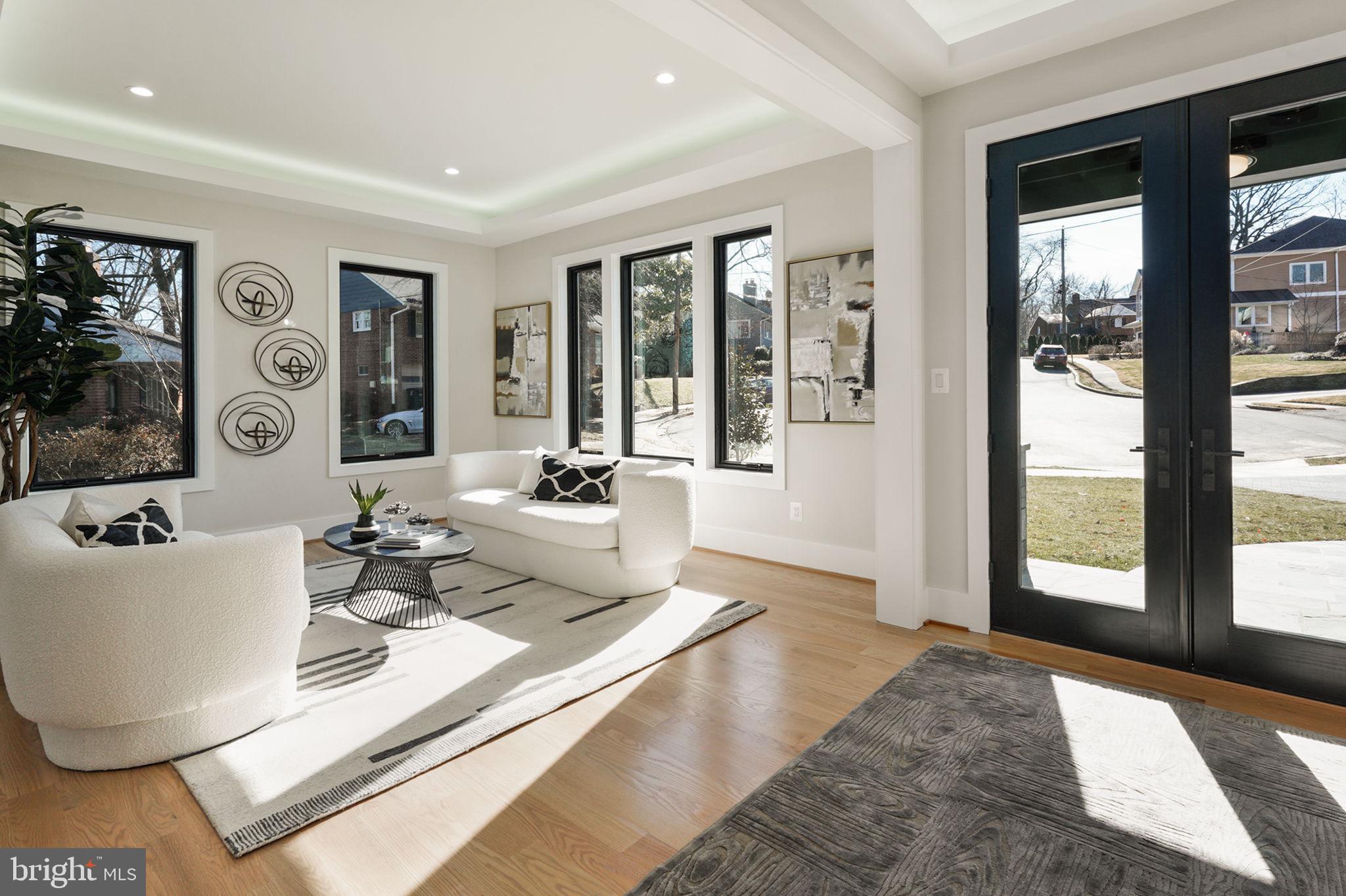 BROYHILL FOREST - Residential