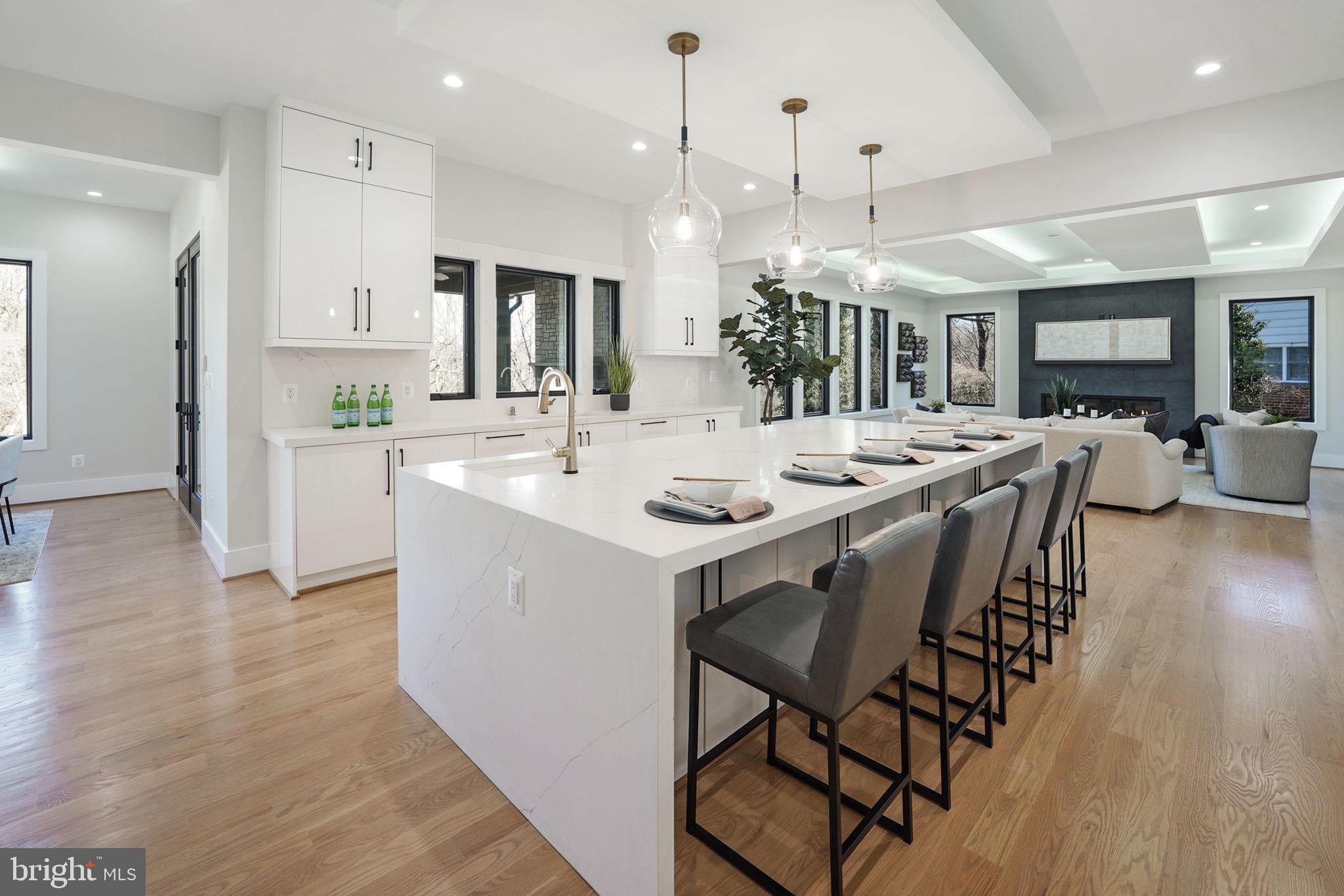 BROYHILL FOREST - Residential