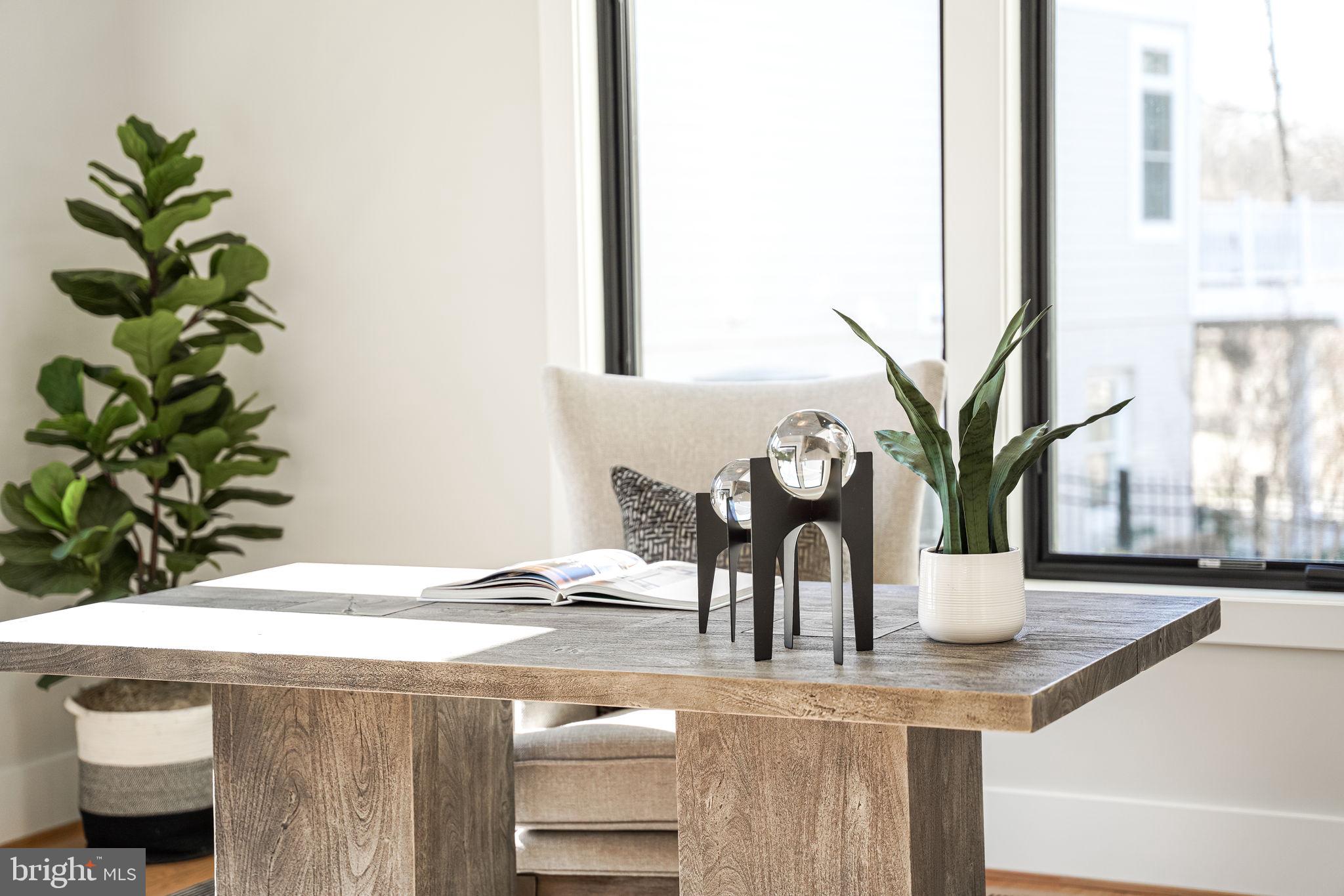 BROYHILL FOREST - Residential