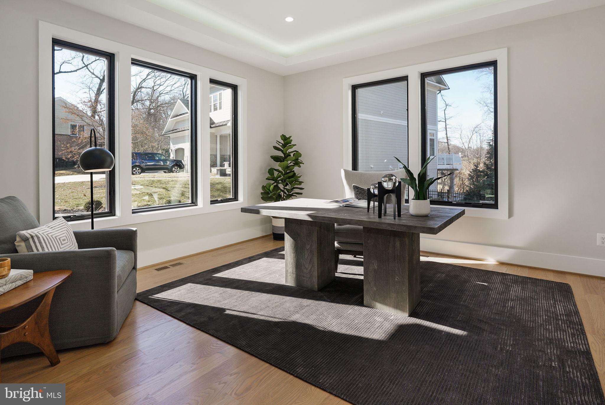 BROYHILL FOREST - Residential