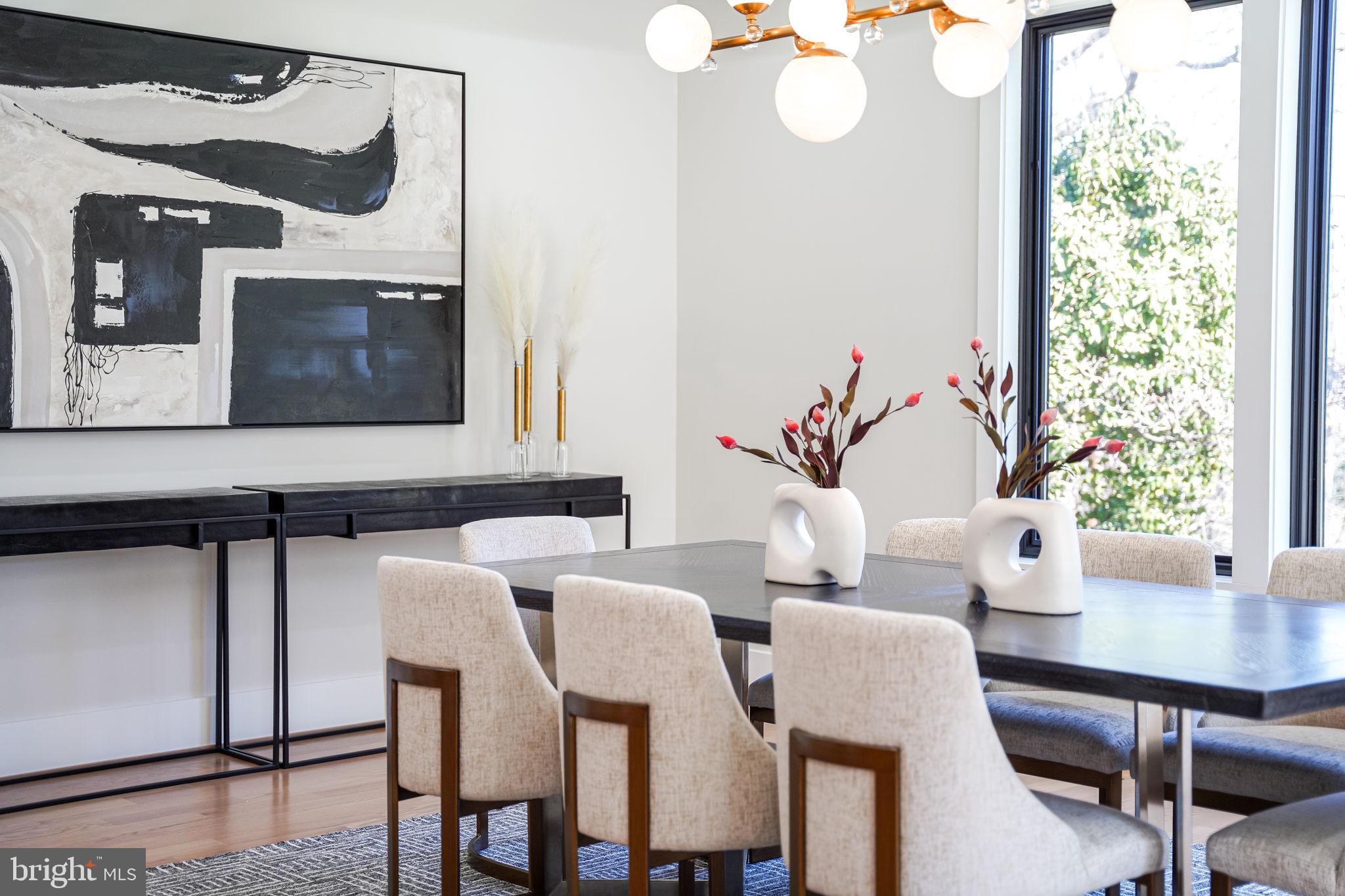 BROYHILL FOREST - Residential