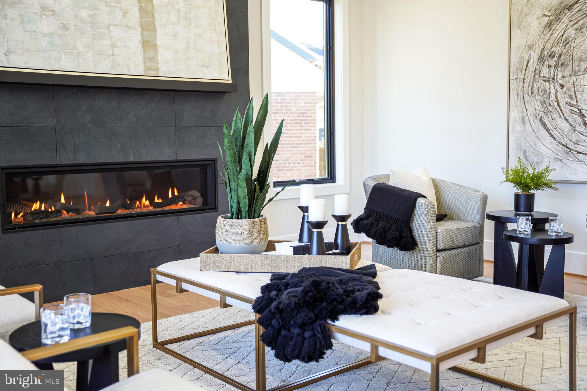 BROYHILL FOREST - Residential