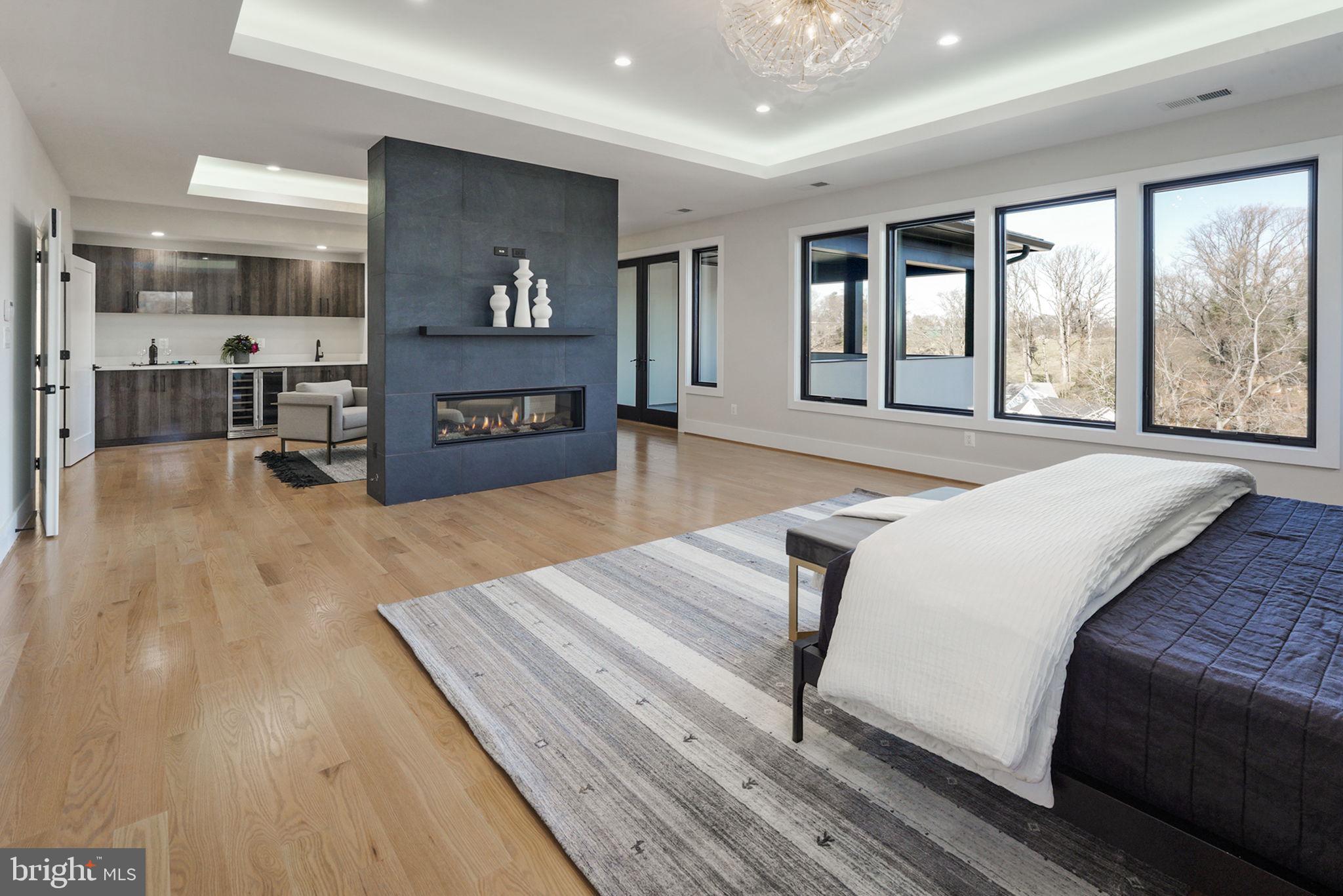 BROYHILL FOREST - Residential