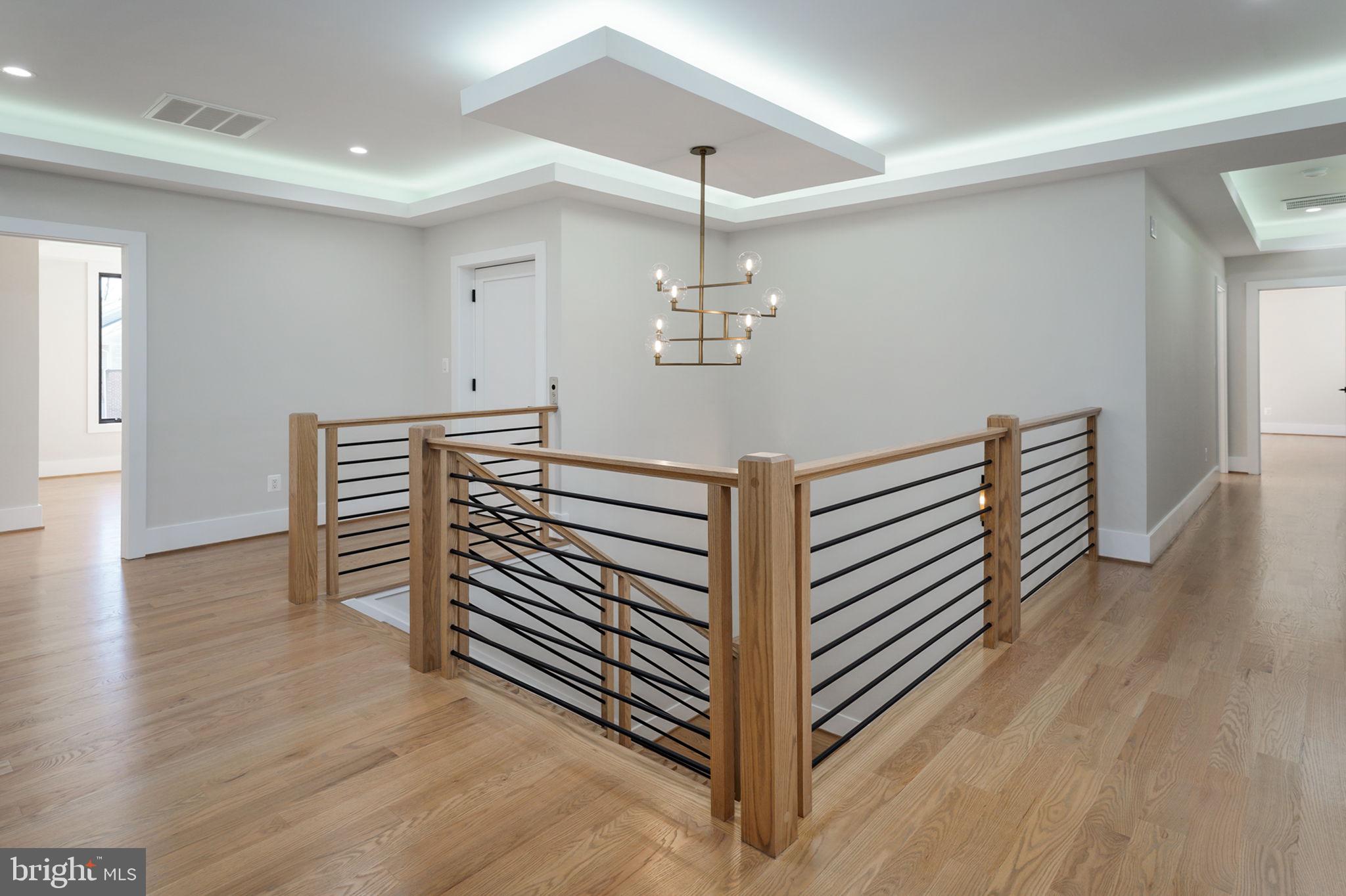 BROYHILL FOREST - Residential