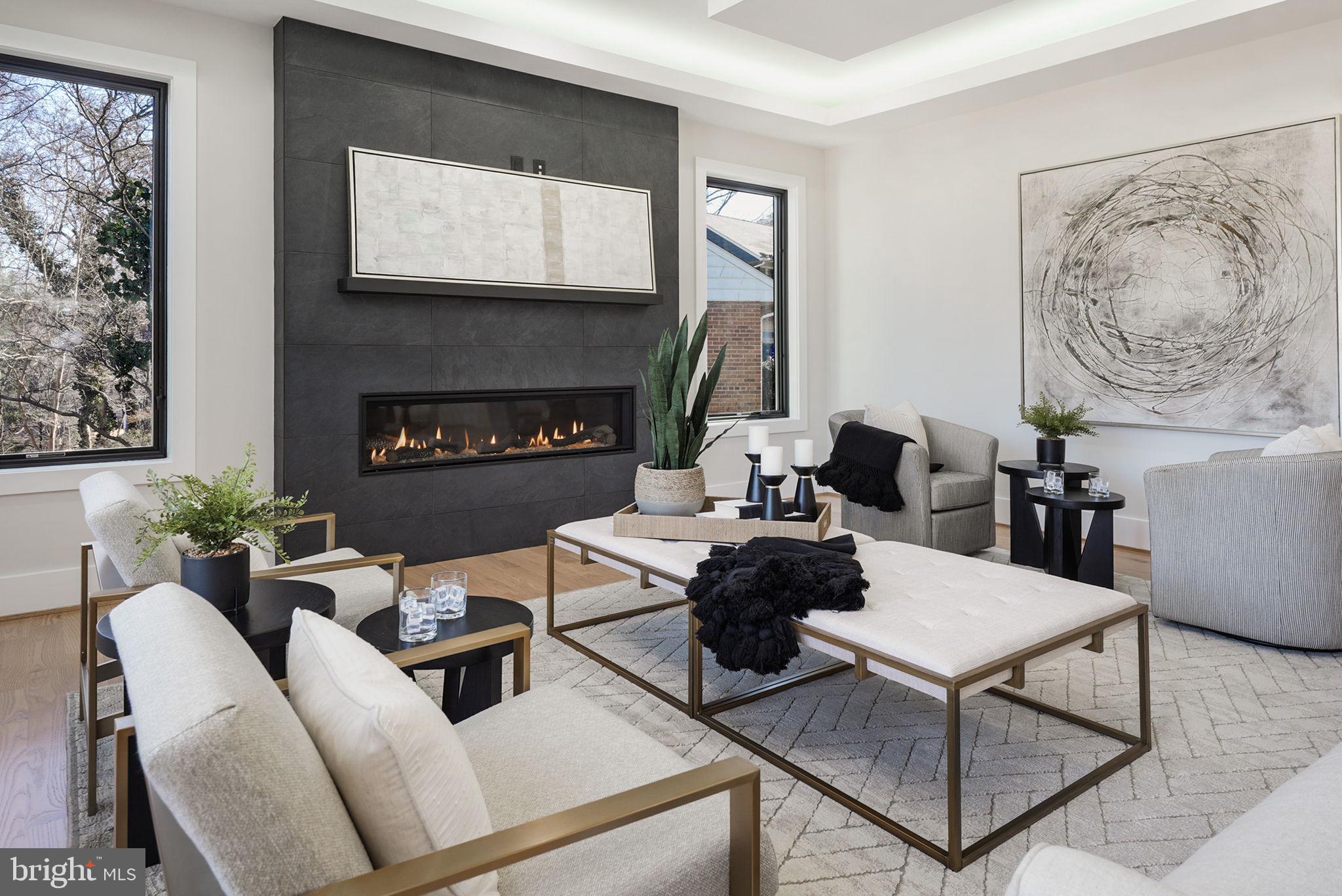 BROYHILL FOREST - Residential