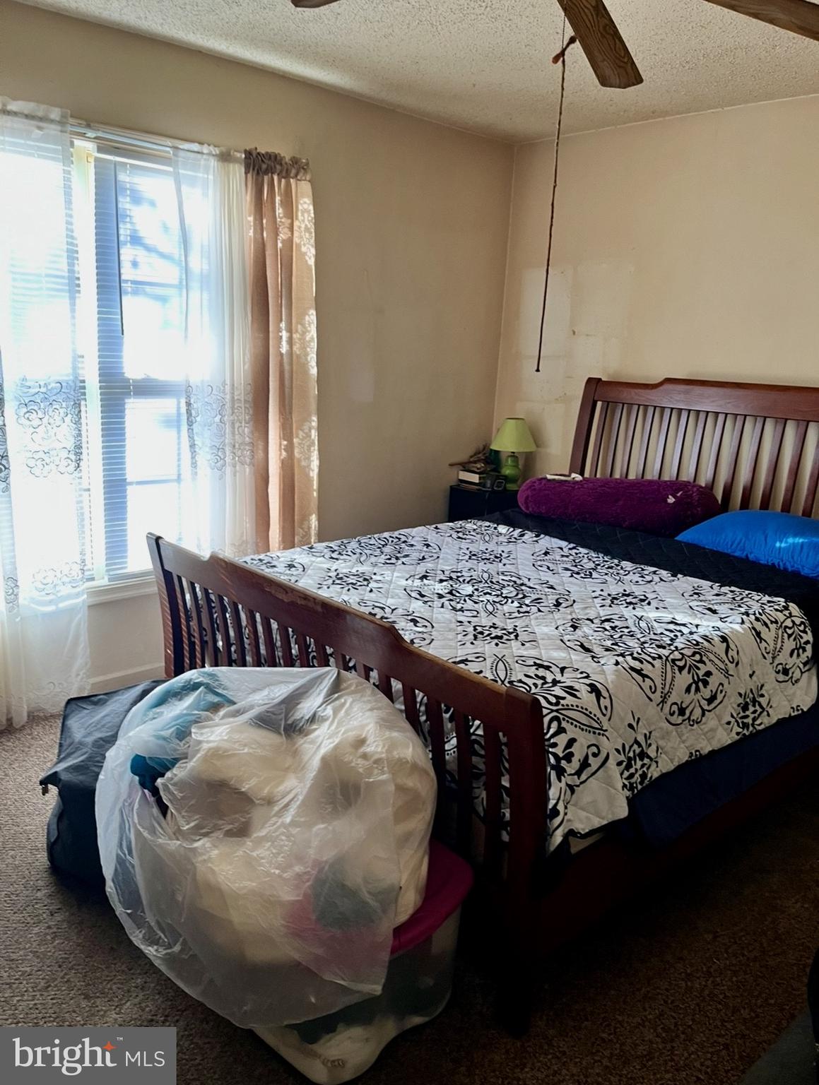 ACORN FARMS - Residential