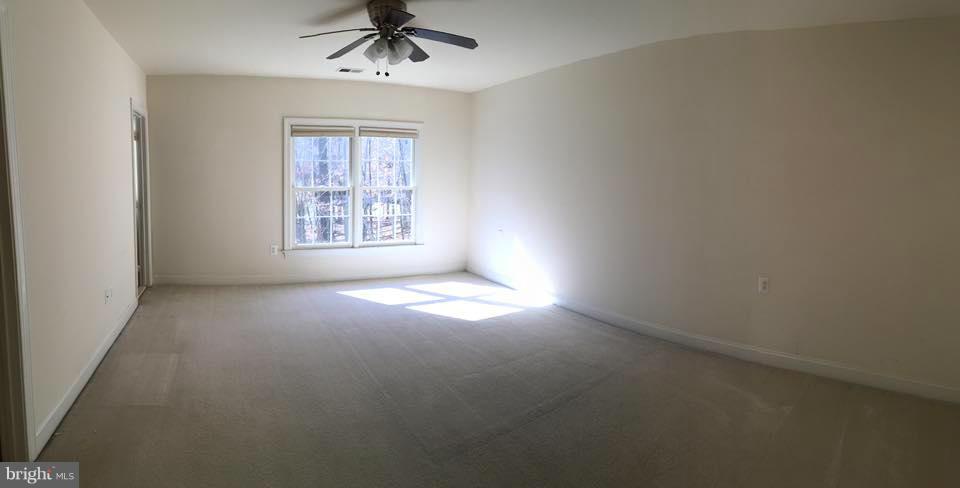 STONEWALL MANOR - Residential