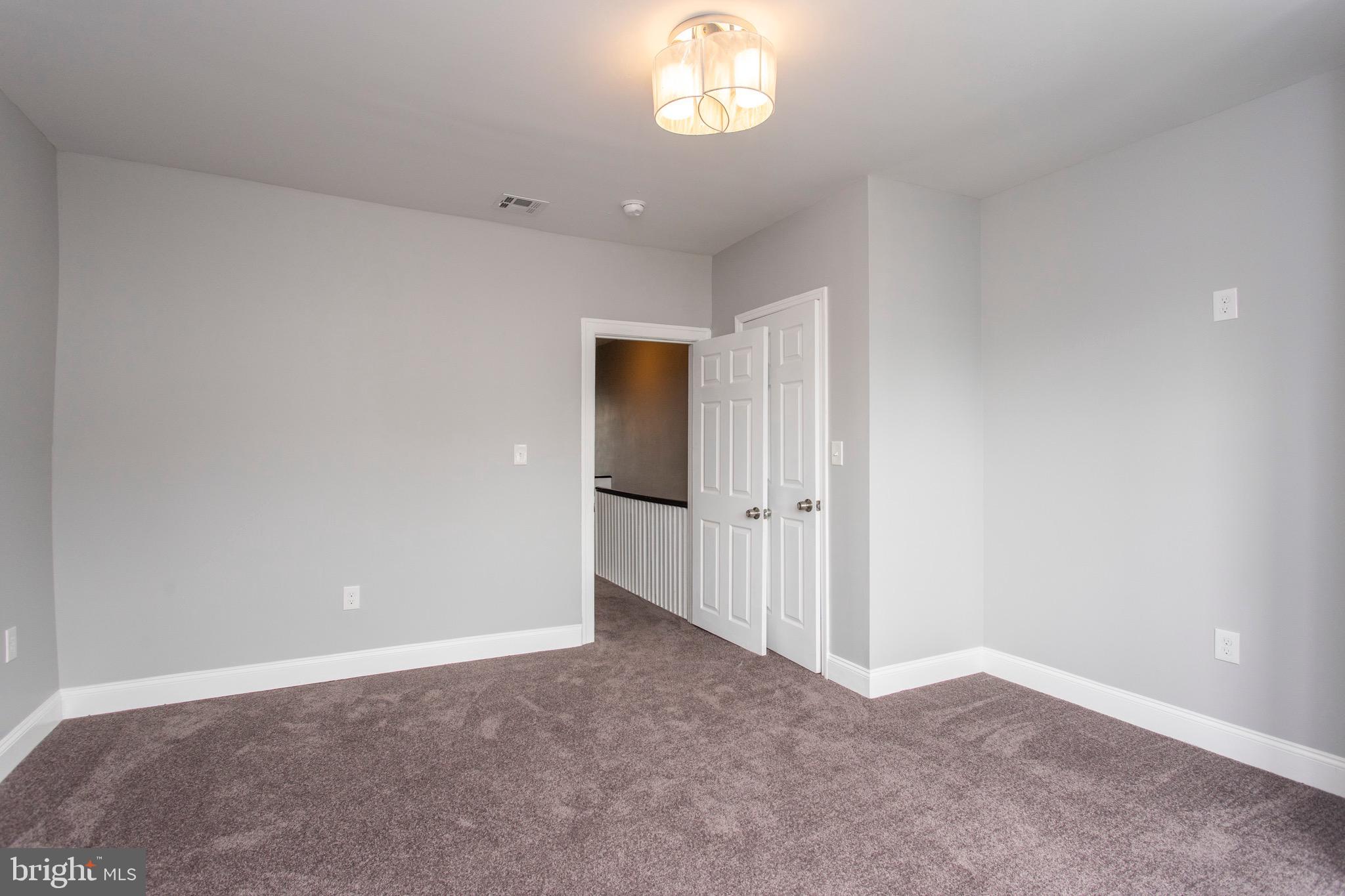 OVERBROOK - Residential