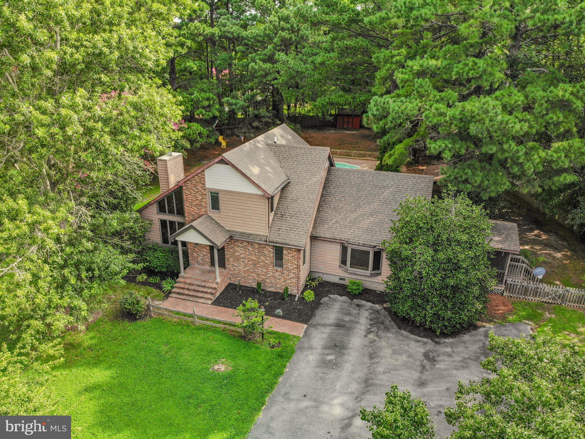 104 CLARENCE CHRISTY DRIVE B