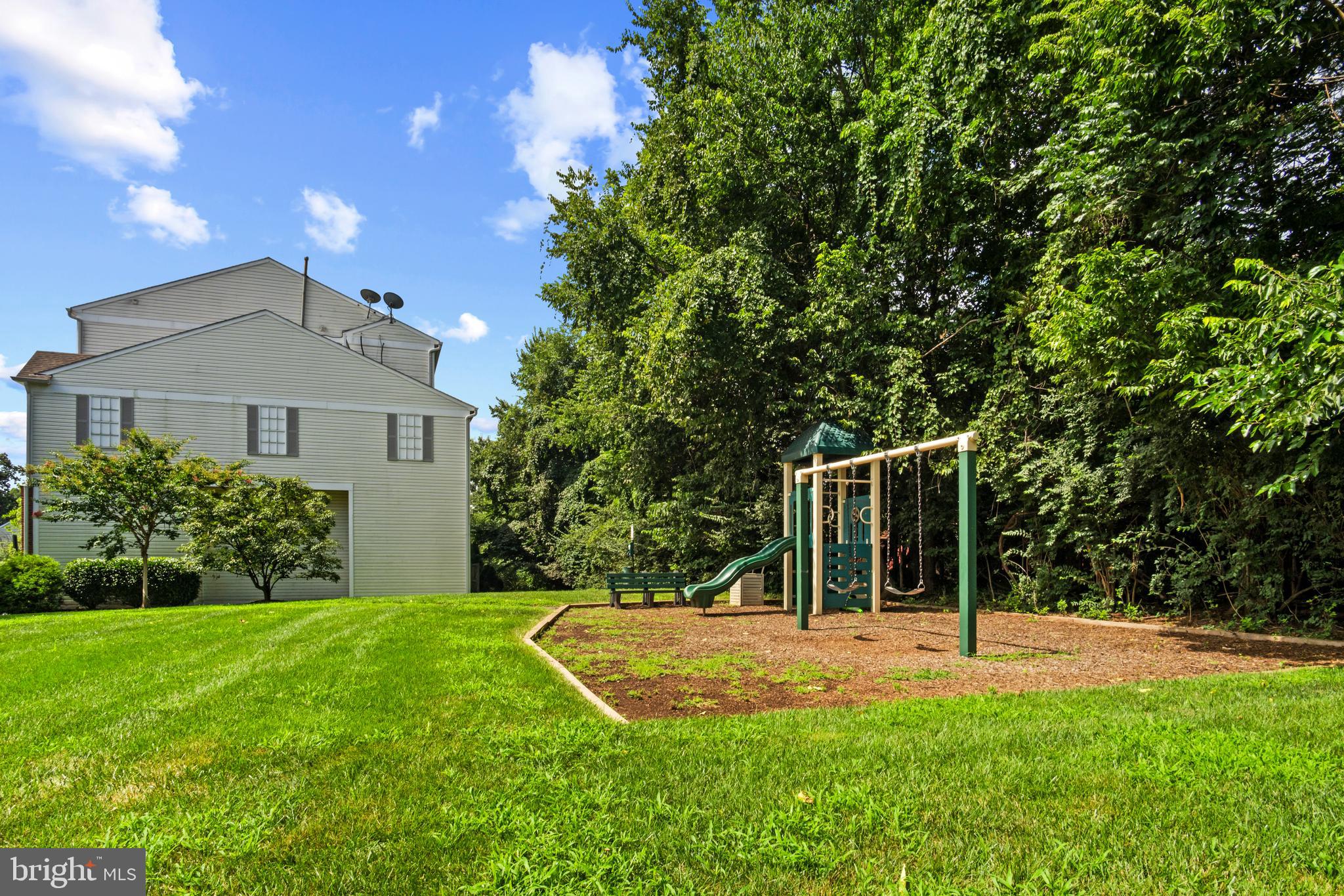 CHATHAM GREEN CONDOMINIUM - Residential