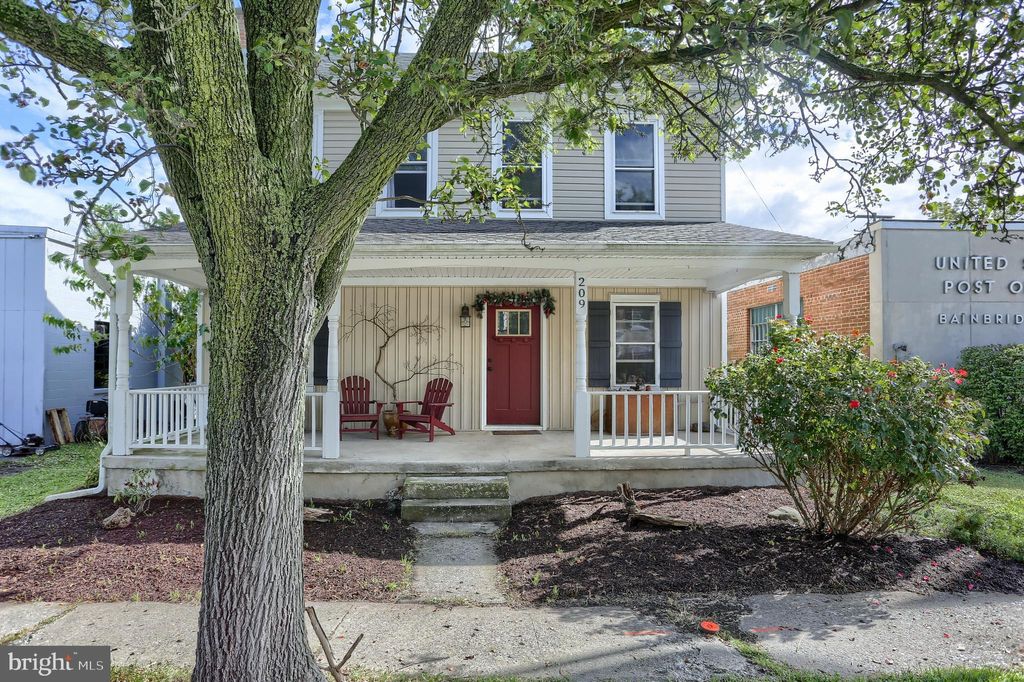 Photo of 209 N 2ND ST, BAINBRIDGE, PA 17502 (MLS # PALA2041236)