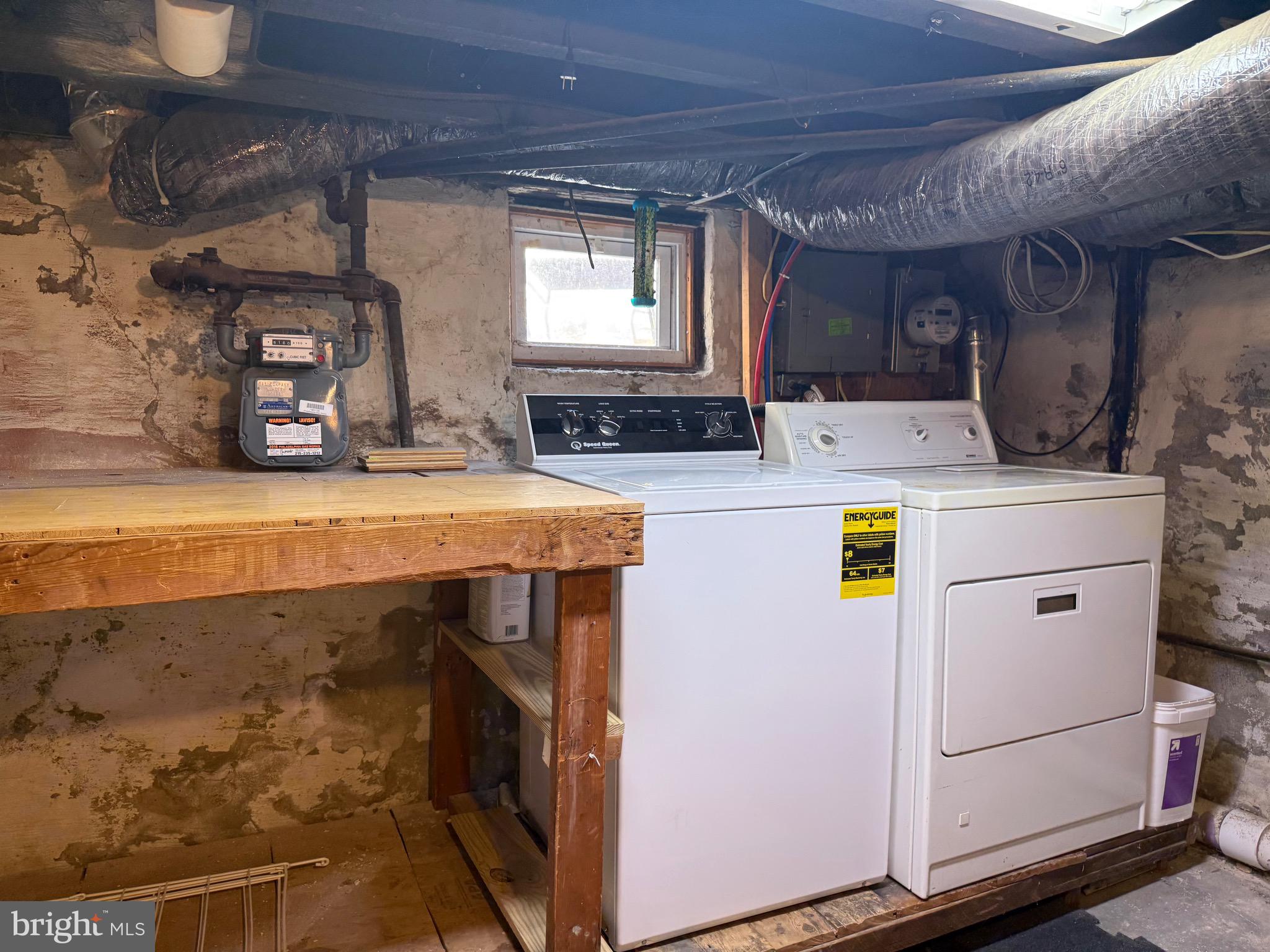 FAIRMOUNT - Residential Lease