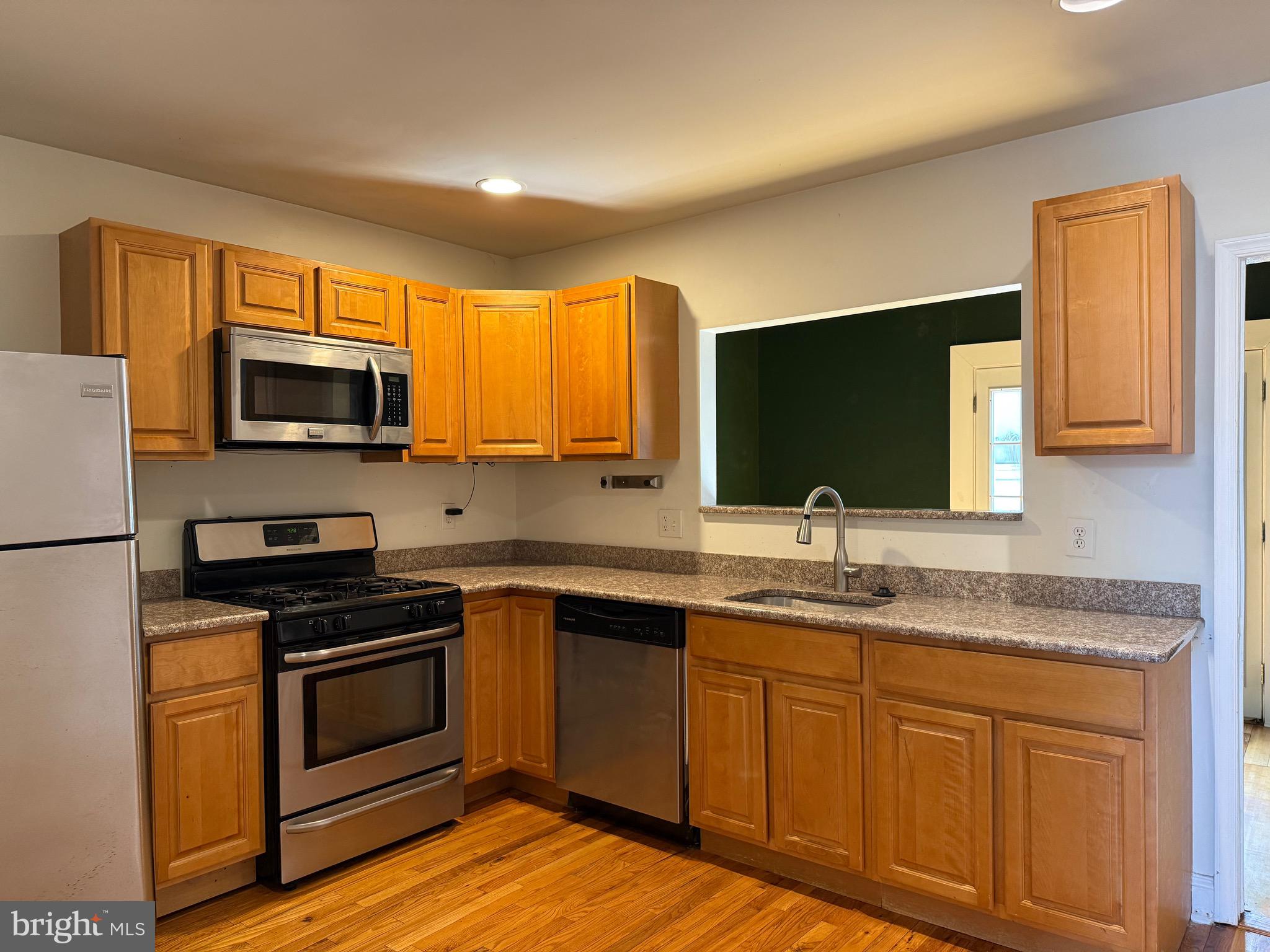 FAIRMOUNT - Residential Lease