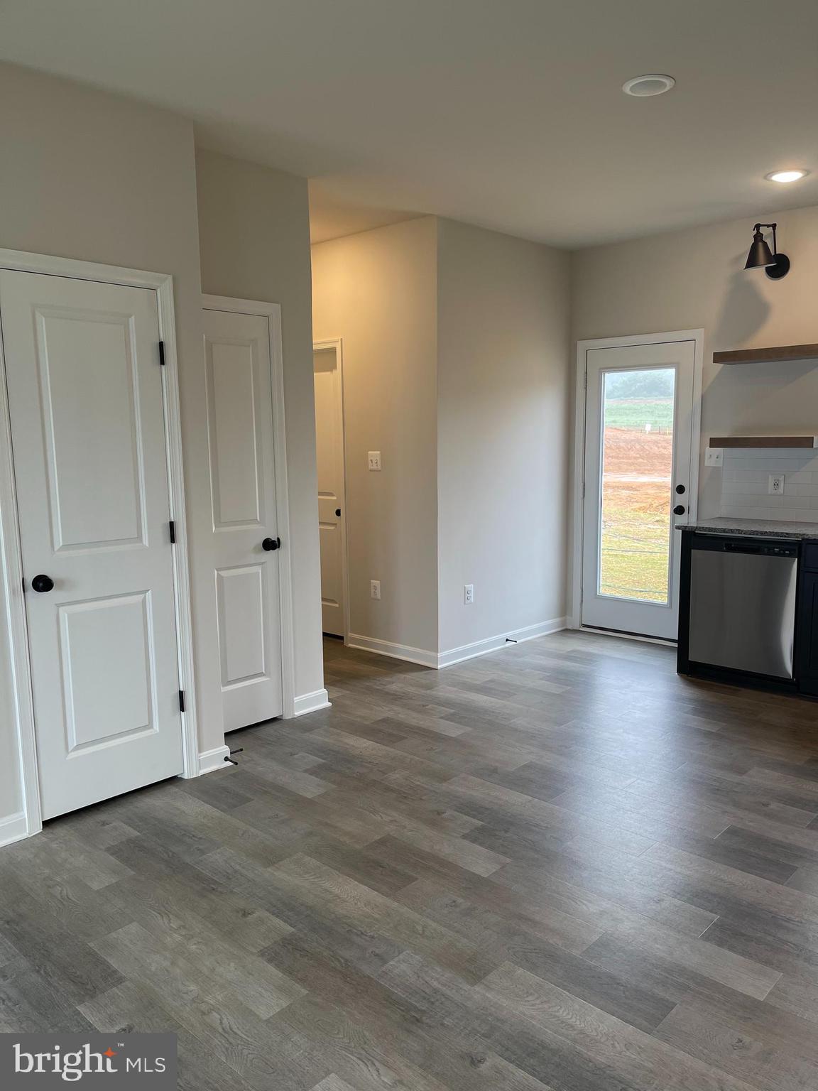 DILLON FARM - Residential Lease