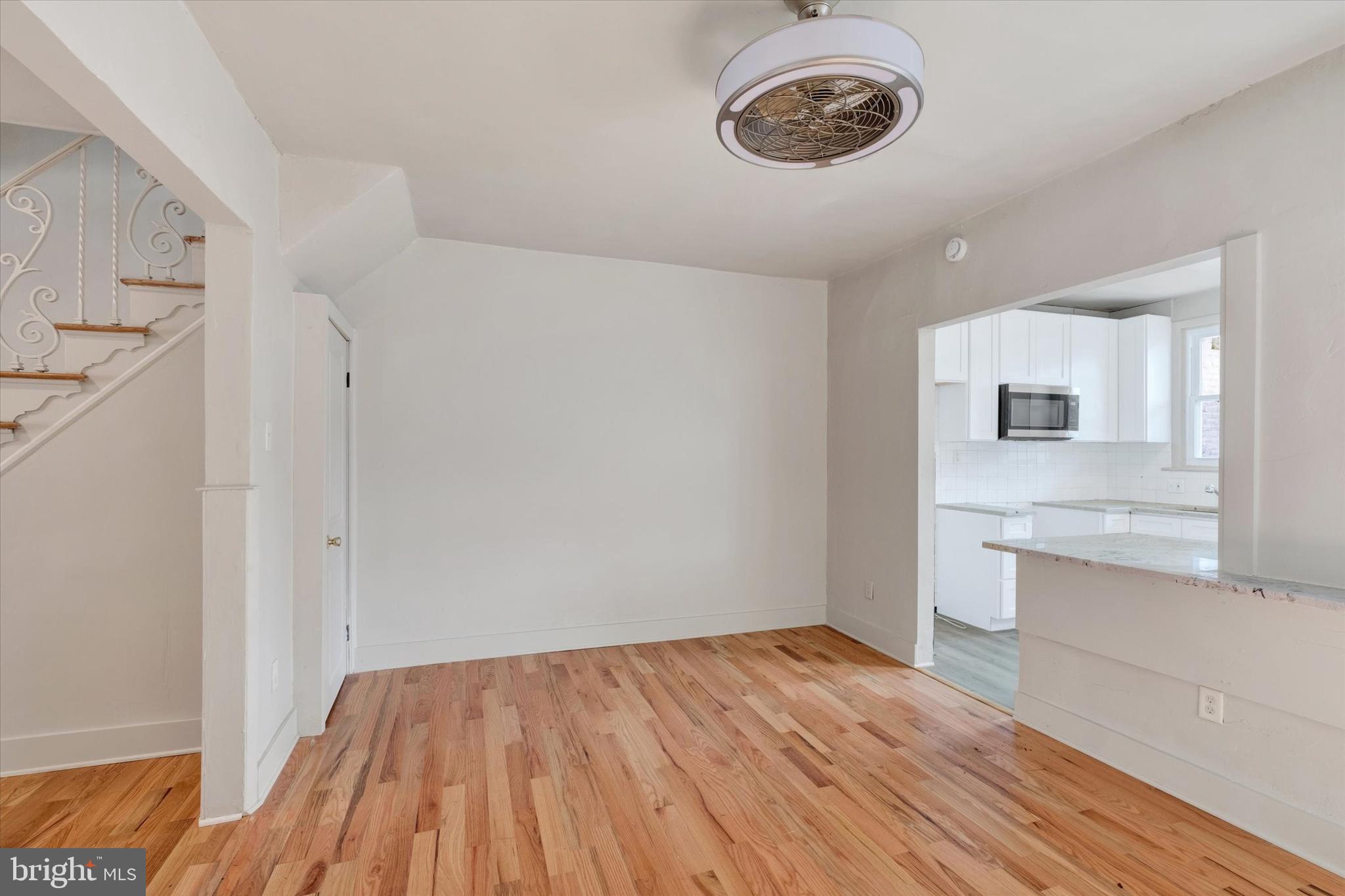 PORT RICHMOND - Residential