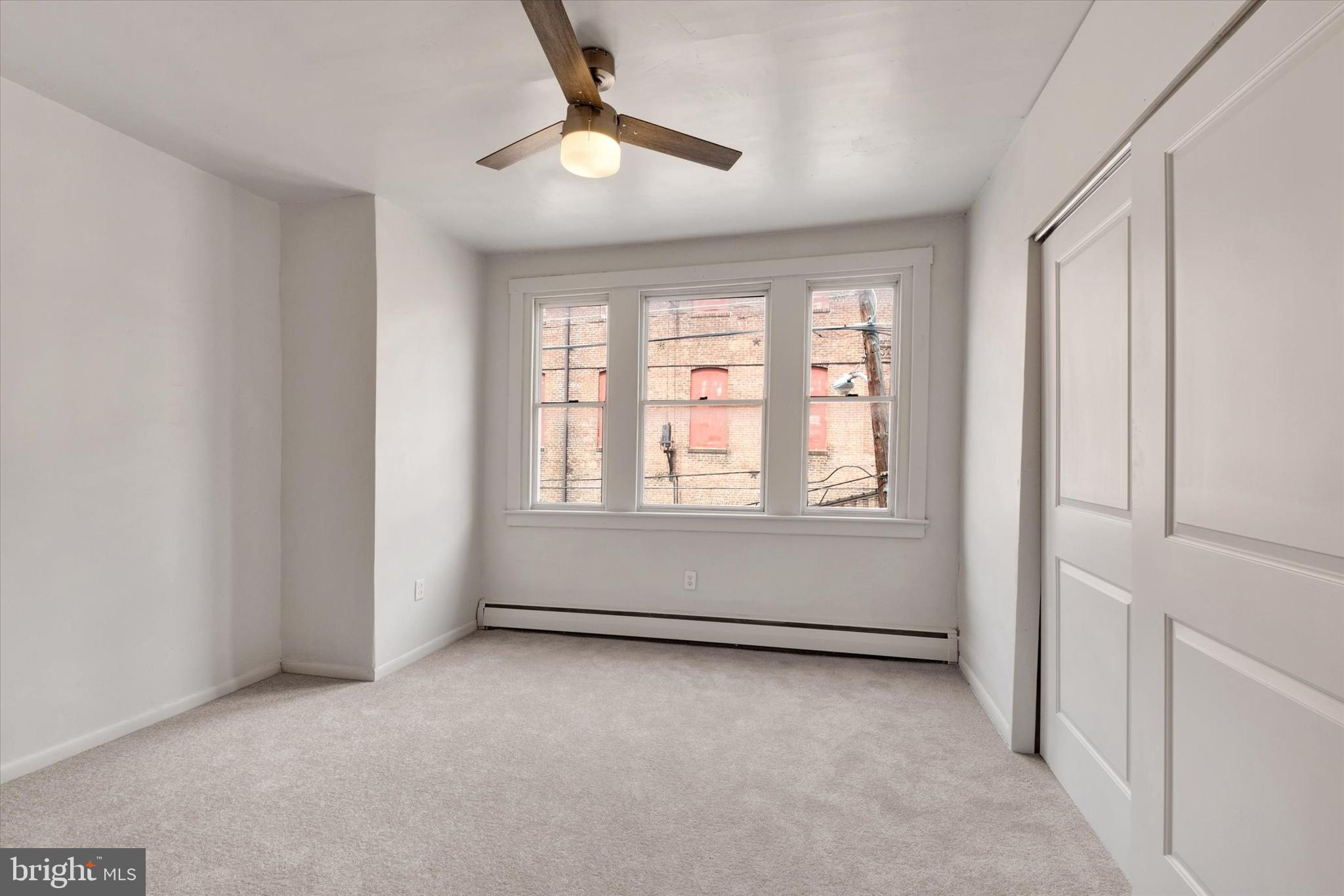 PORT RICHMOND - Residential